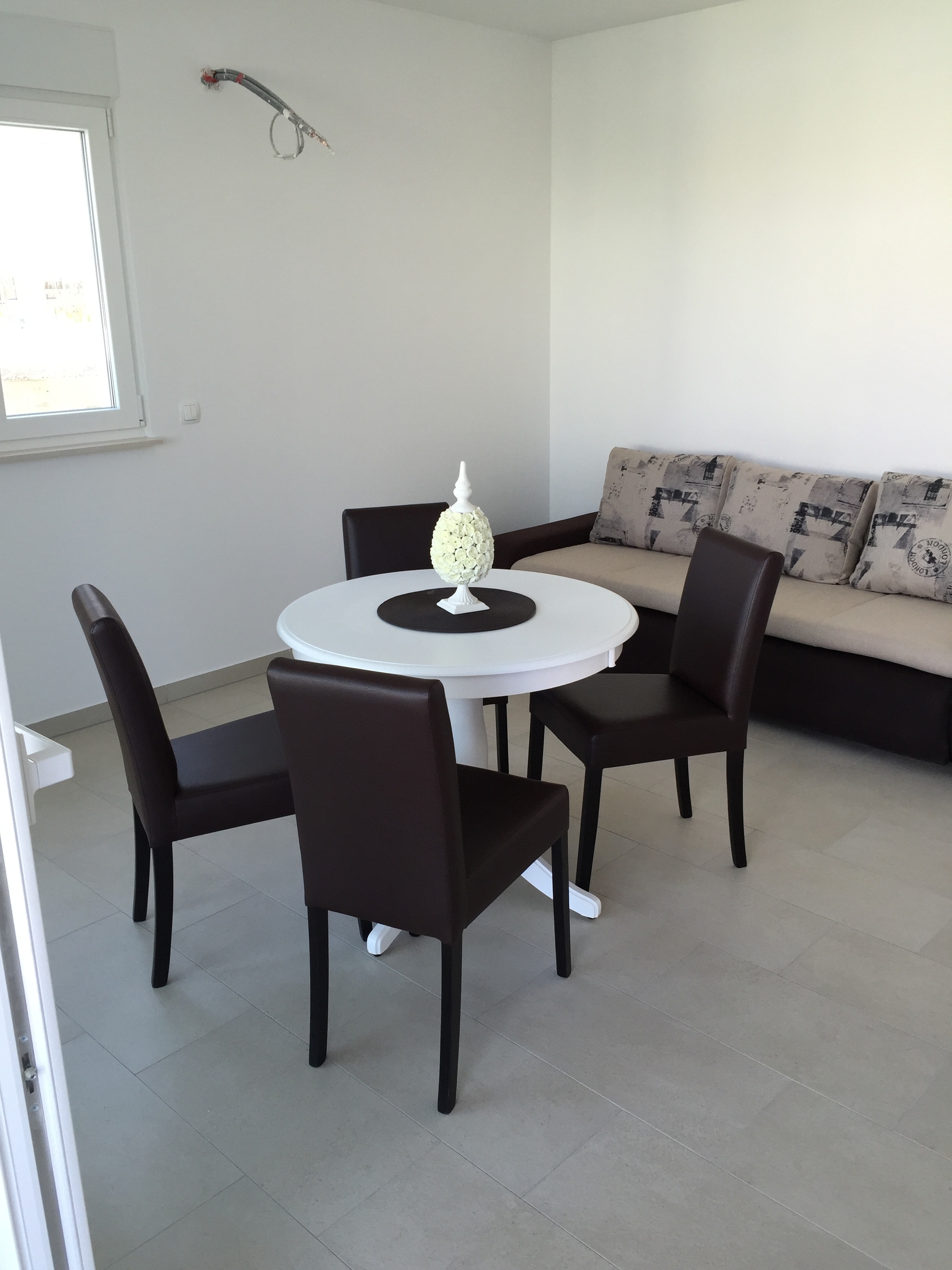 One bedroom apartment with terrace Baška Voda, Makarska  A-c