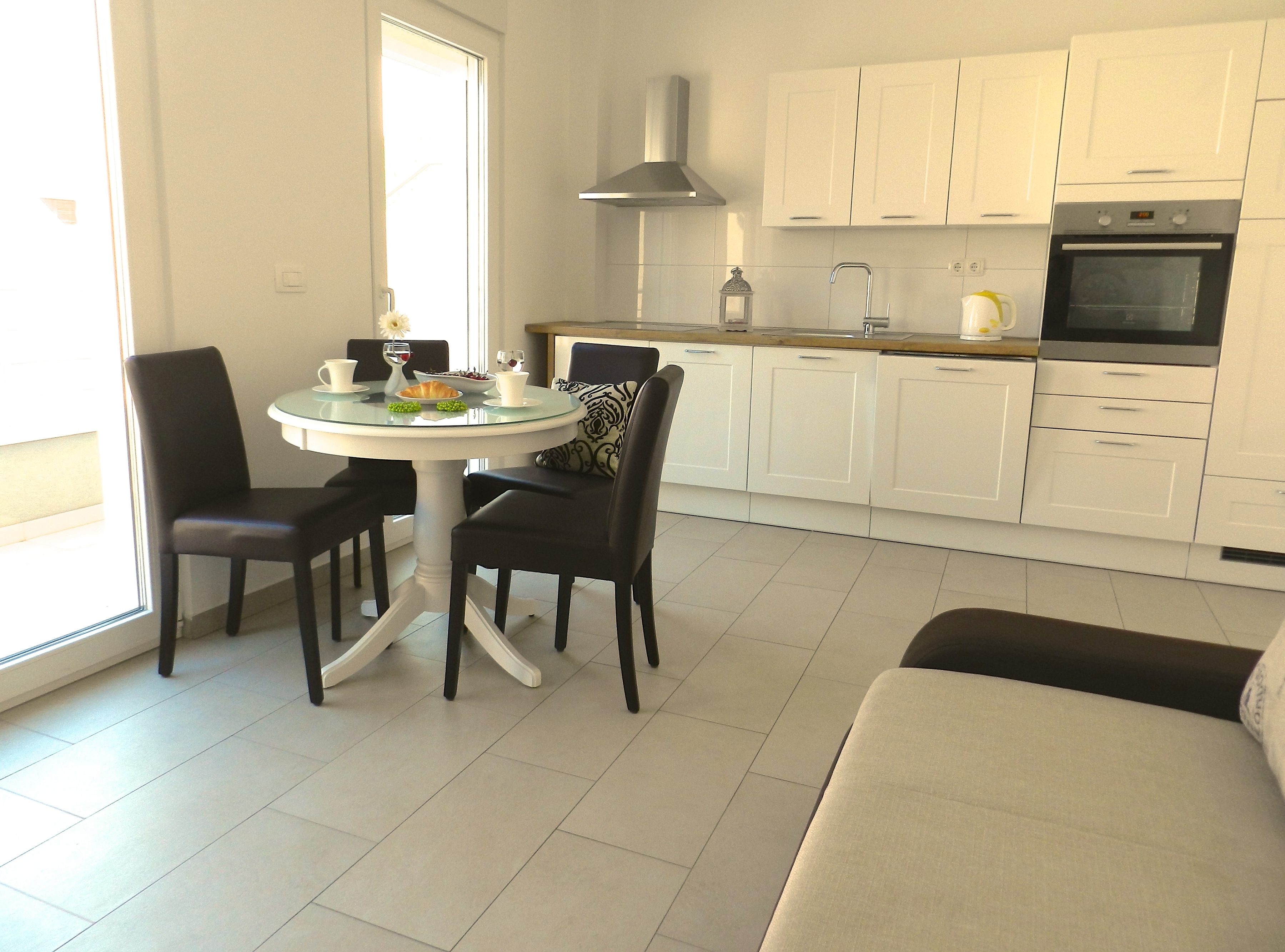 One bedroom apartment with terrace Baška Voda, Makarska  A-d