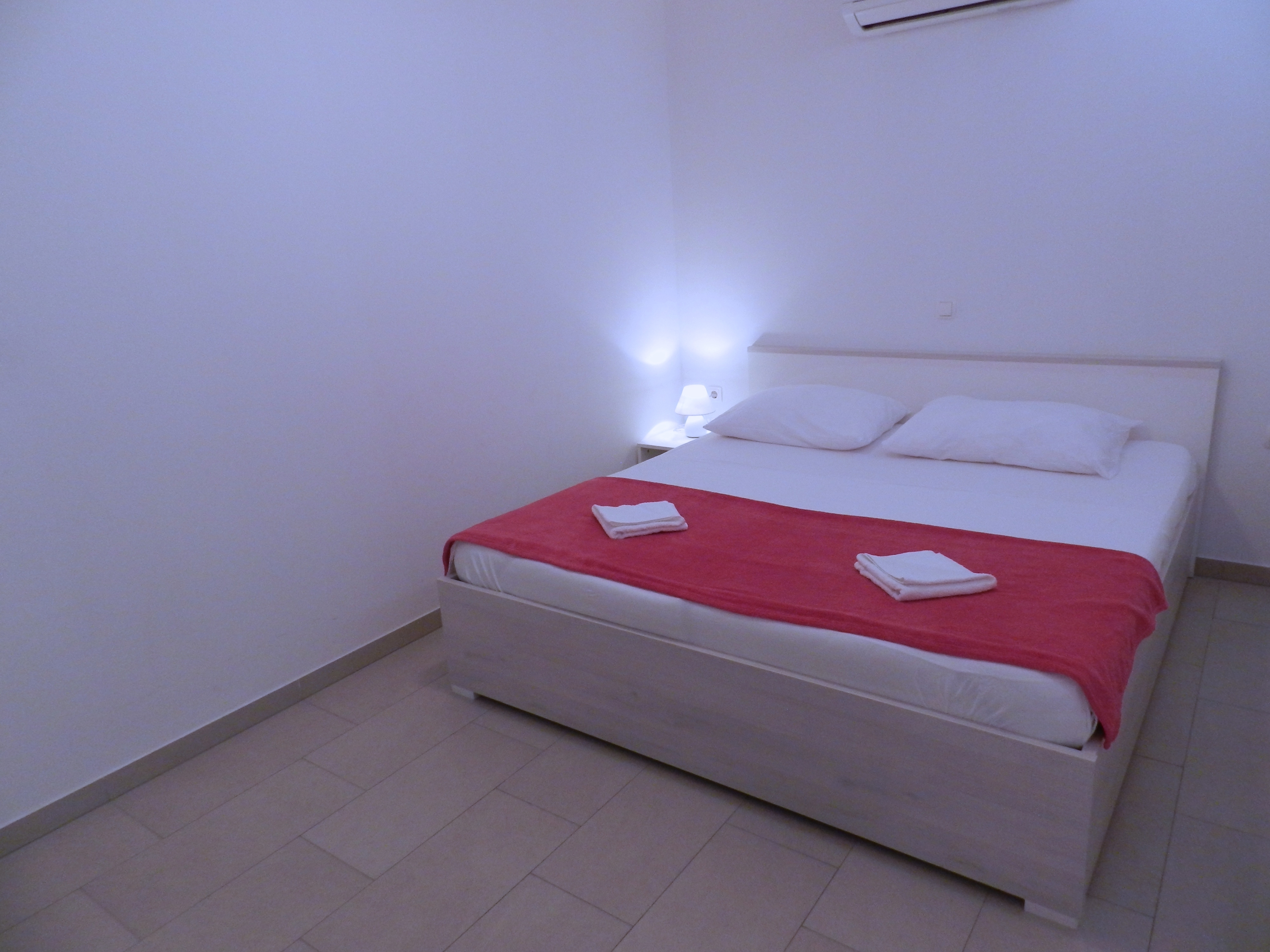 One bedroom apartment with terrace Baška Voda, Makarska  A-e