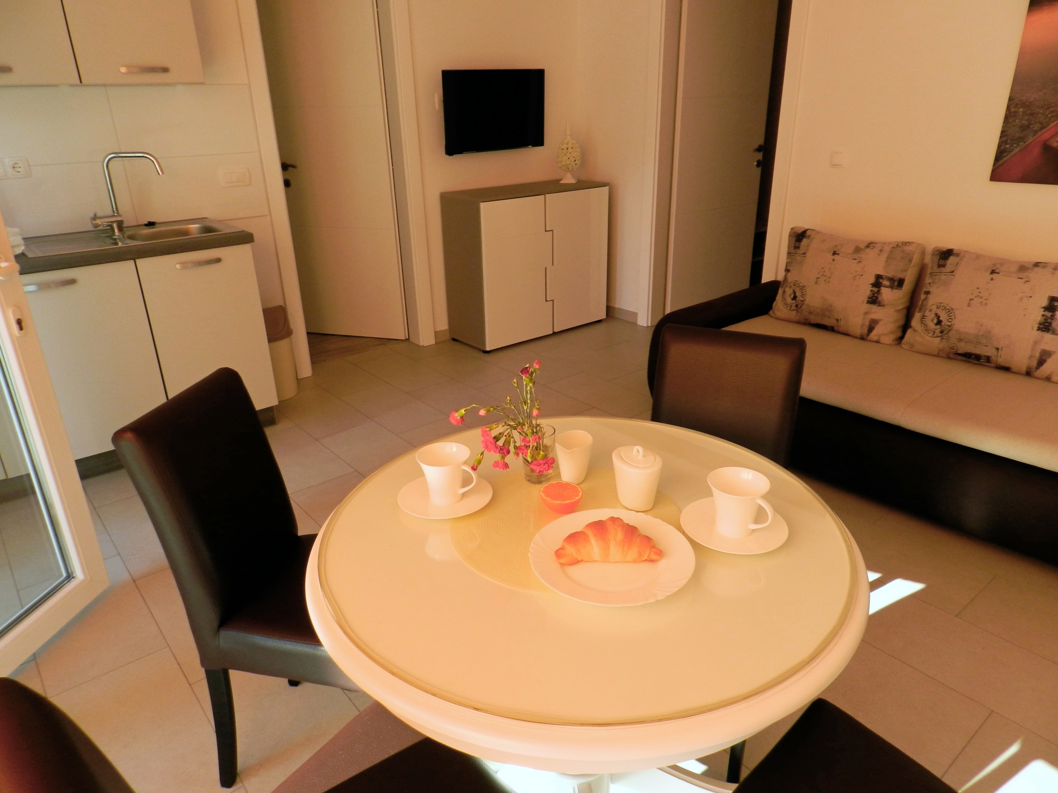 One bedroom apartment with terrace Baška Voda, Makarska  A-e