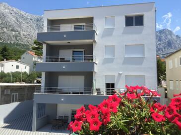 Objekt Baška Voda, Makarska, Objekt 15214 - Apartmaji s prodnato plažo.