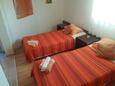 Spavaća soba 2 Valbandon, Spavaća soba 2 u smještaju tipa apartment, dostupna klima i WiFi.