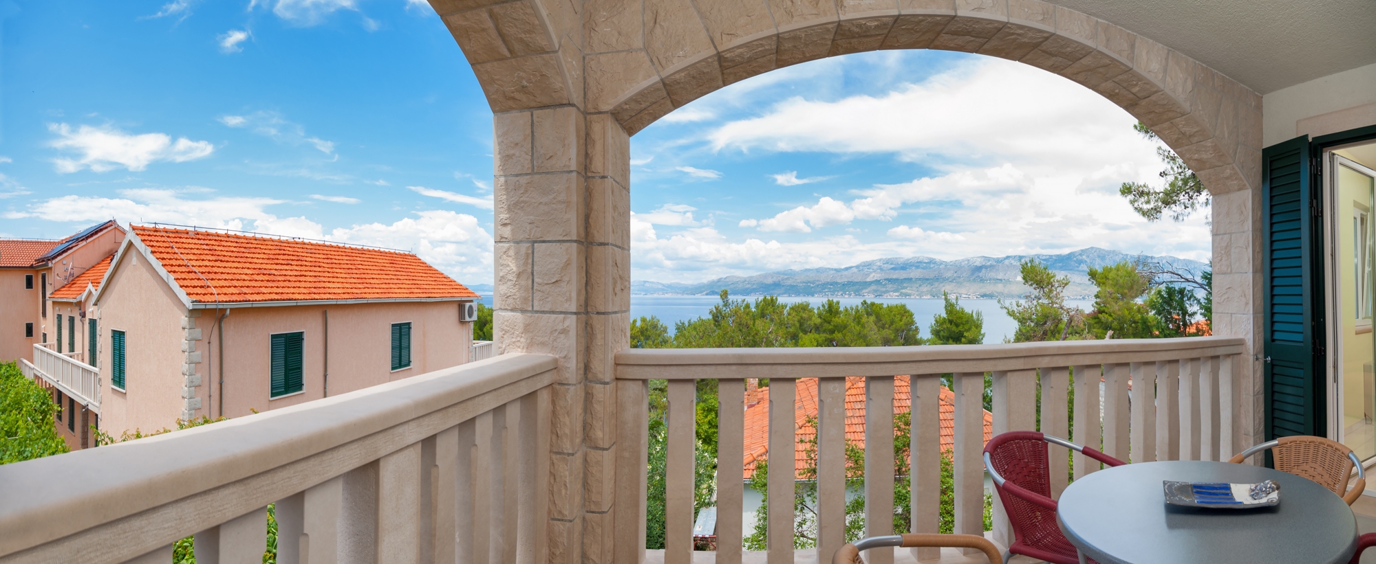Two bedroom apartment with balcony and sea view Postira, Brač (A-15242-a) Two bedroom apartment with balcony and sea view Postira, Brač (A-15242-a)