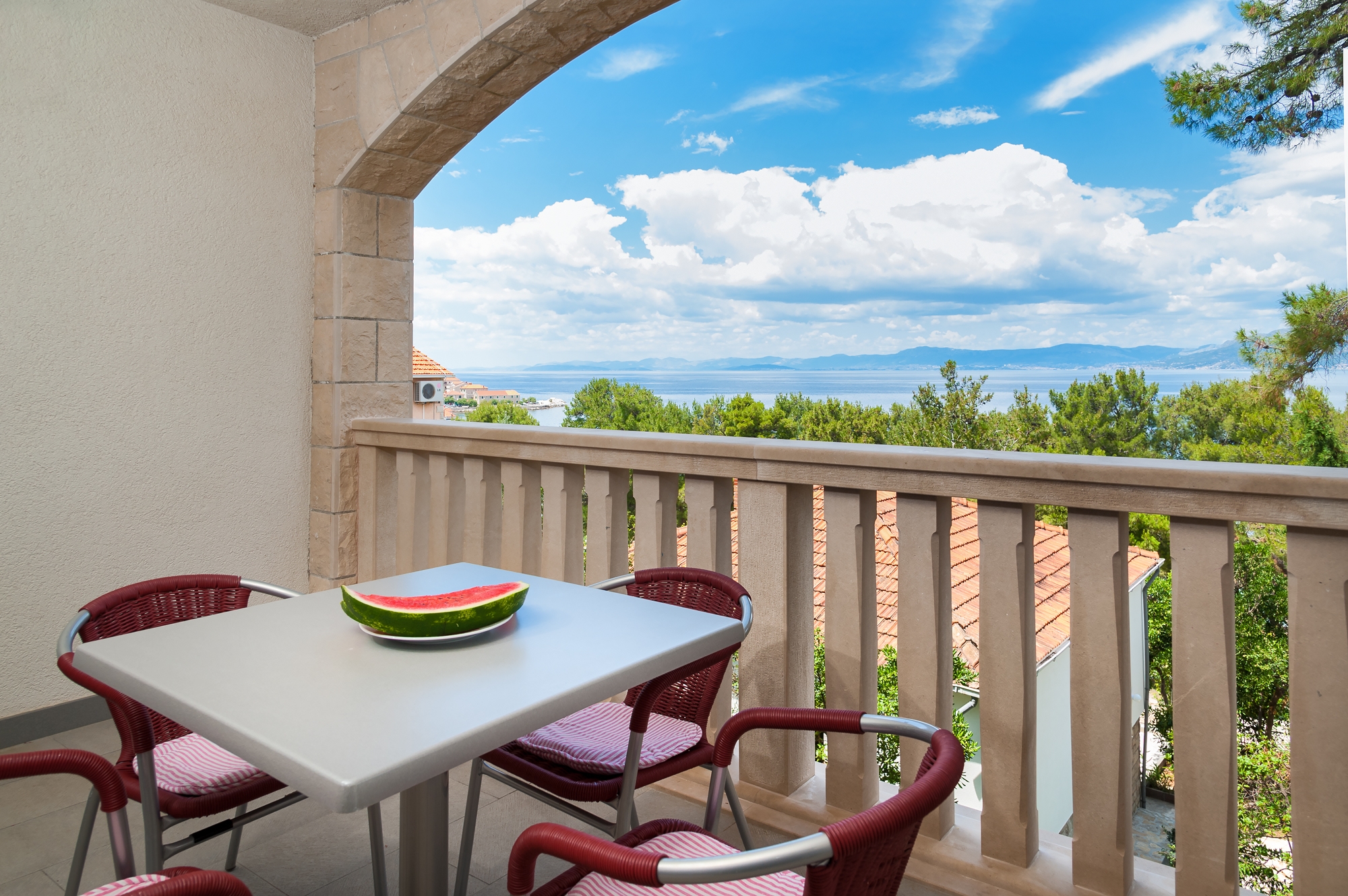 Two bedroom apartment with balcony and sea view Postira, Brač (A-15242-b) Two bedroom apartment with balcony and sea view Postira, Brač (A-15242-b)
