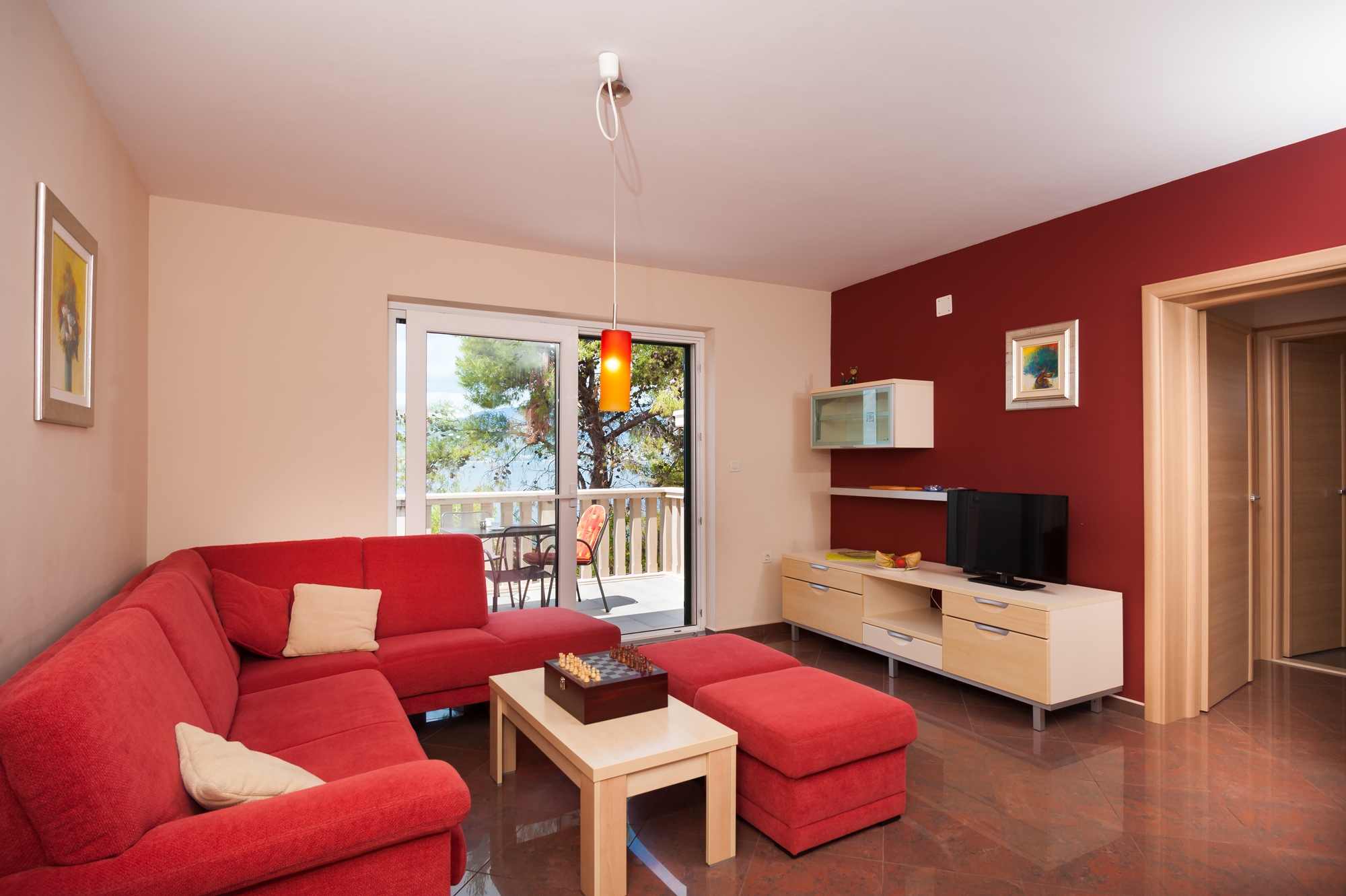 Two bedroom apartment with balcony and sea view Postira, Brač (A-15242-c)