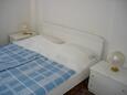 Ložnice 1 Punat, Ložnice 1 v ubytování typu apartment, s klimatizací a WiFi.