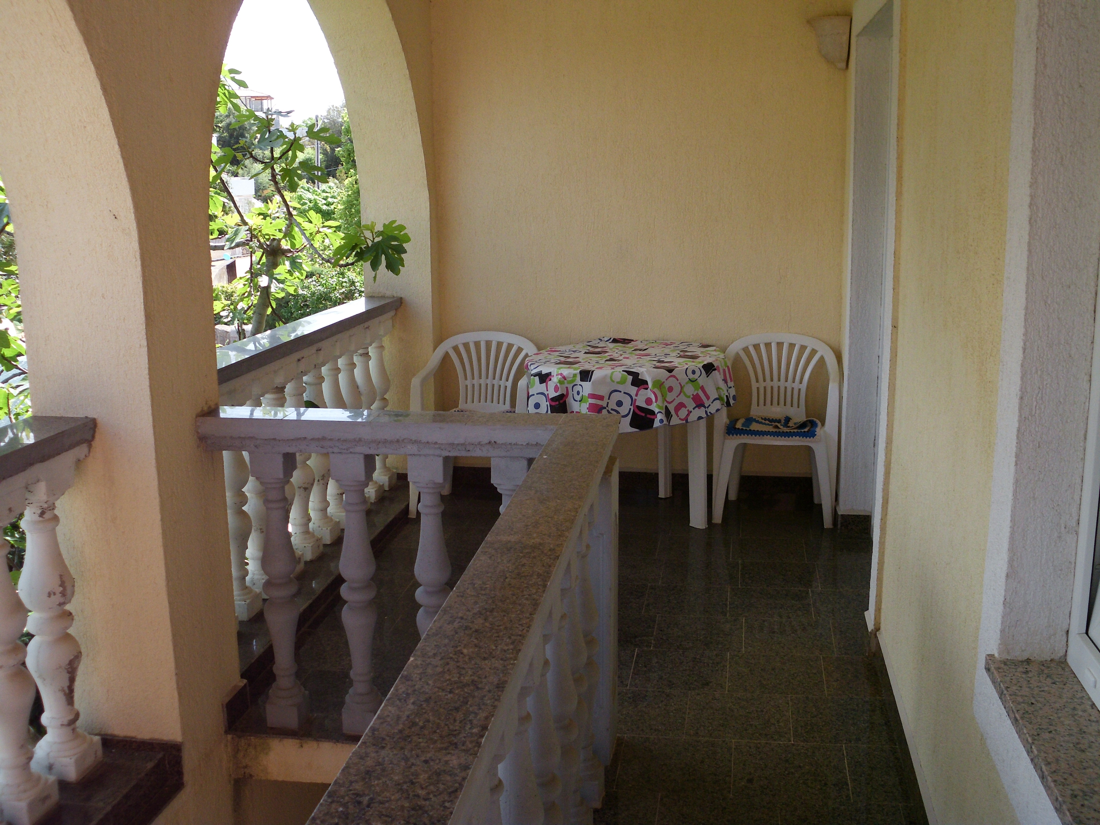 Two bedroom apartment with terrace and sea view Pinezići, Krk  A-b