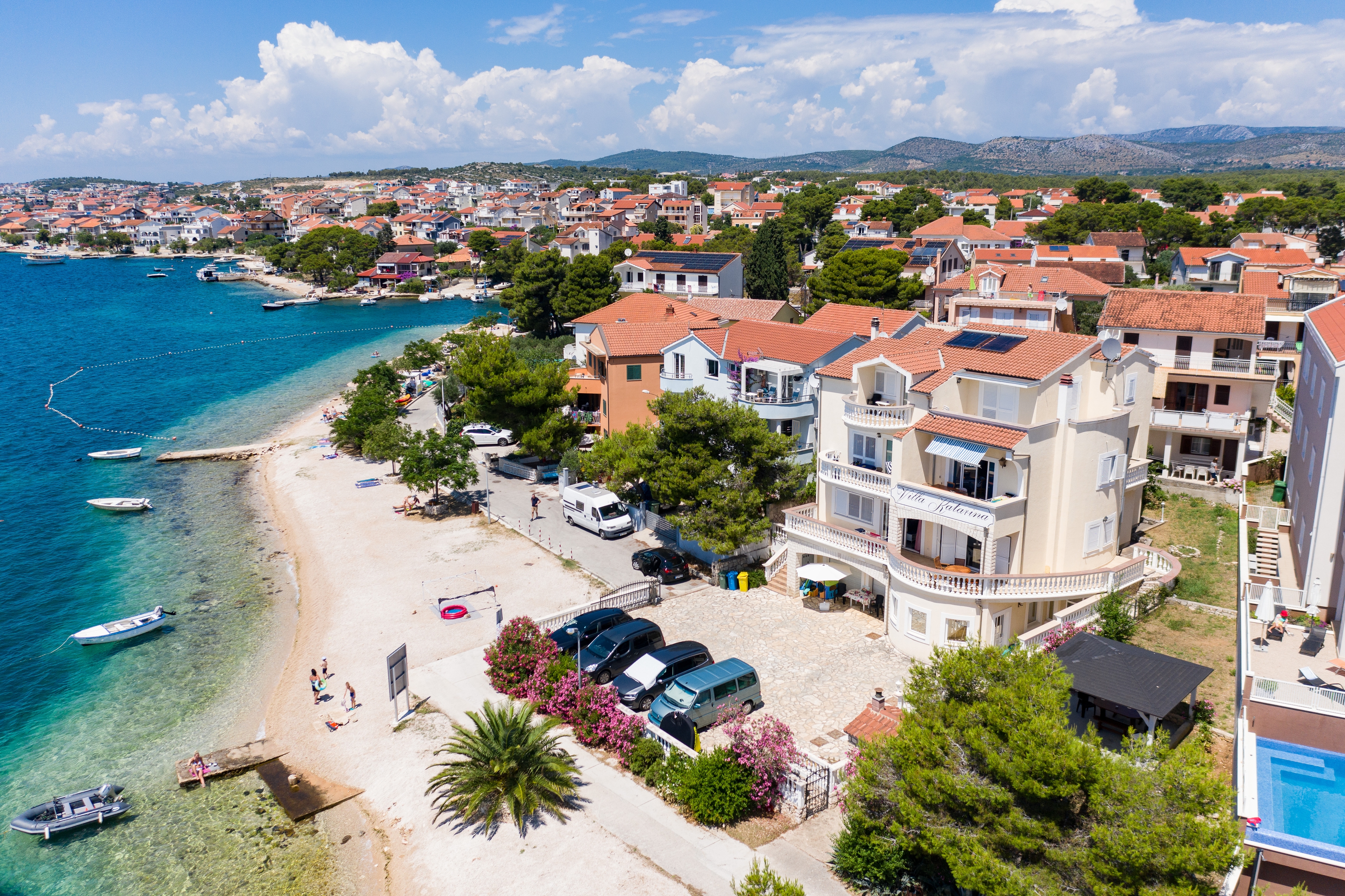Jednosobni apartman uz plažu Brodarica, Šibenik  A-f