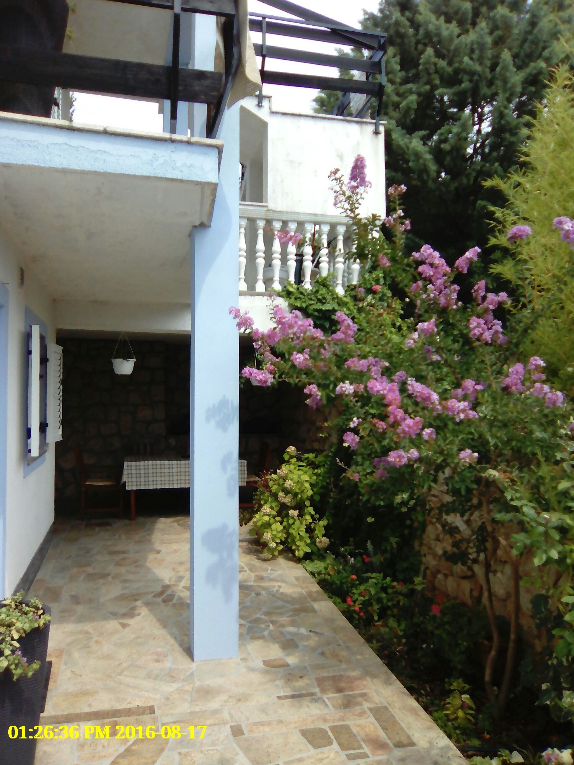 One bedroom apartment with terrace Novi Vinodolski  A-b