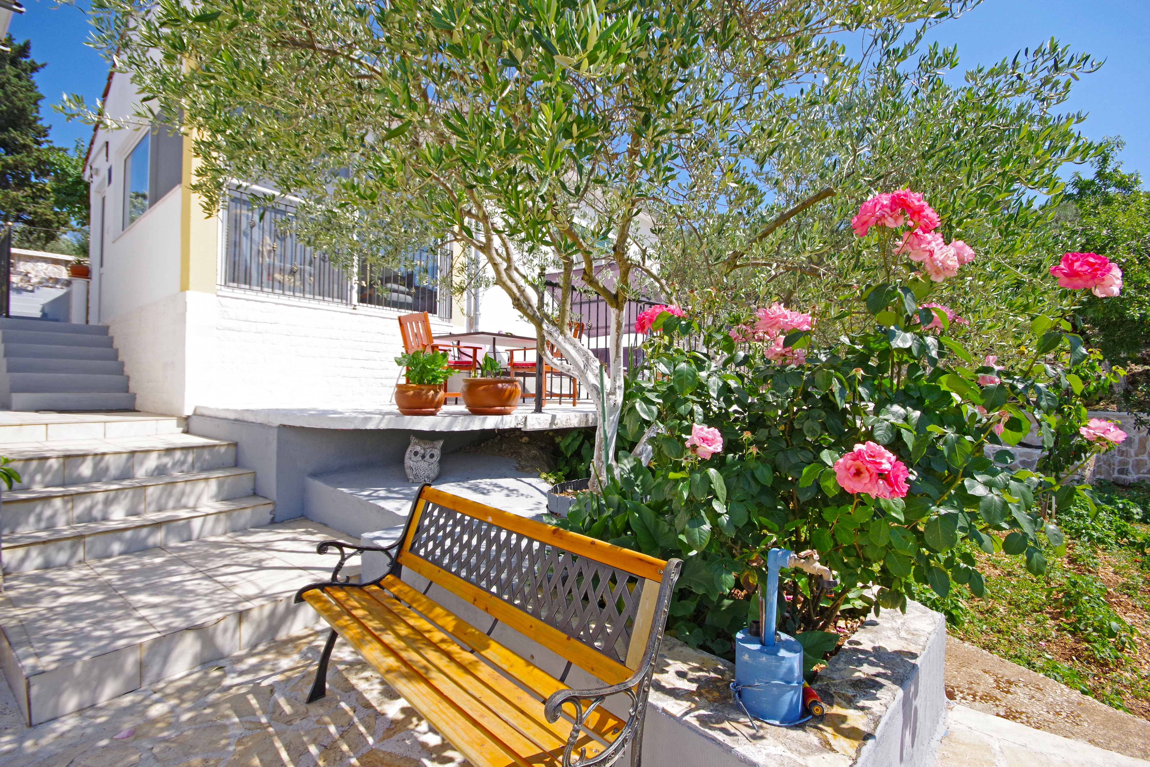 One bedroom house with terrace Trogir (K-15319) One bedroom house with terrace Trogir (K-15319)