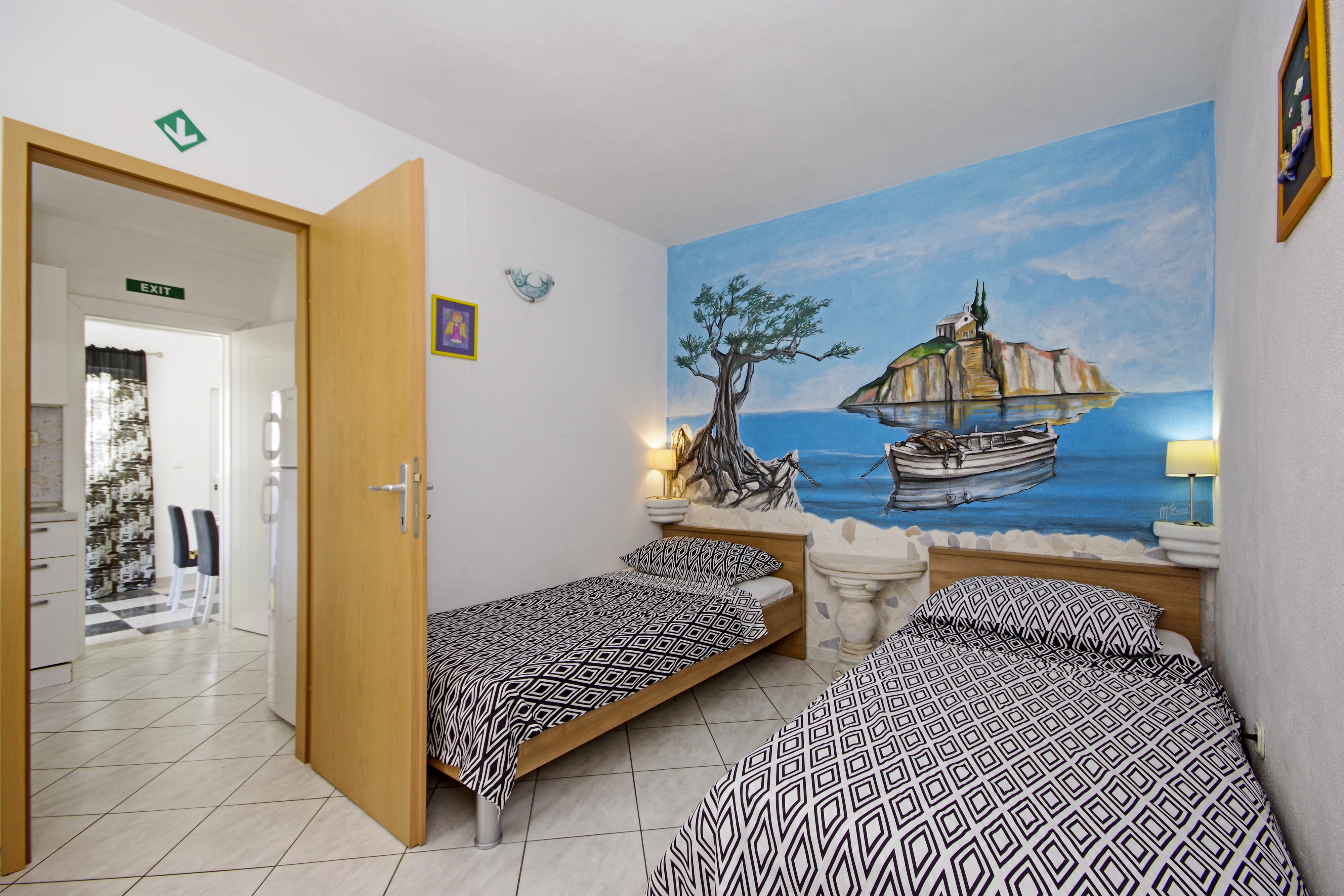 One bedroom house with terrace Trogir  K