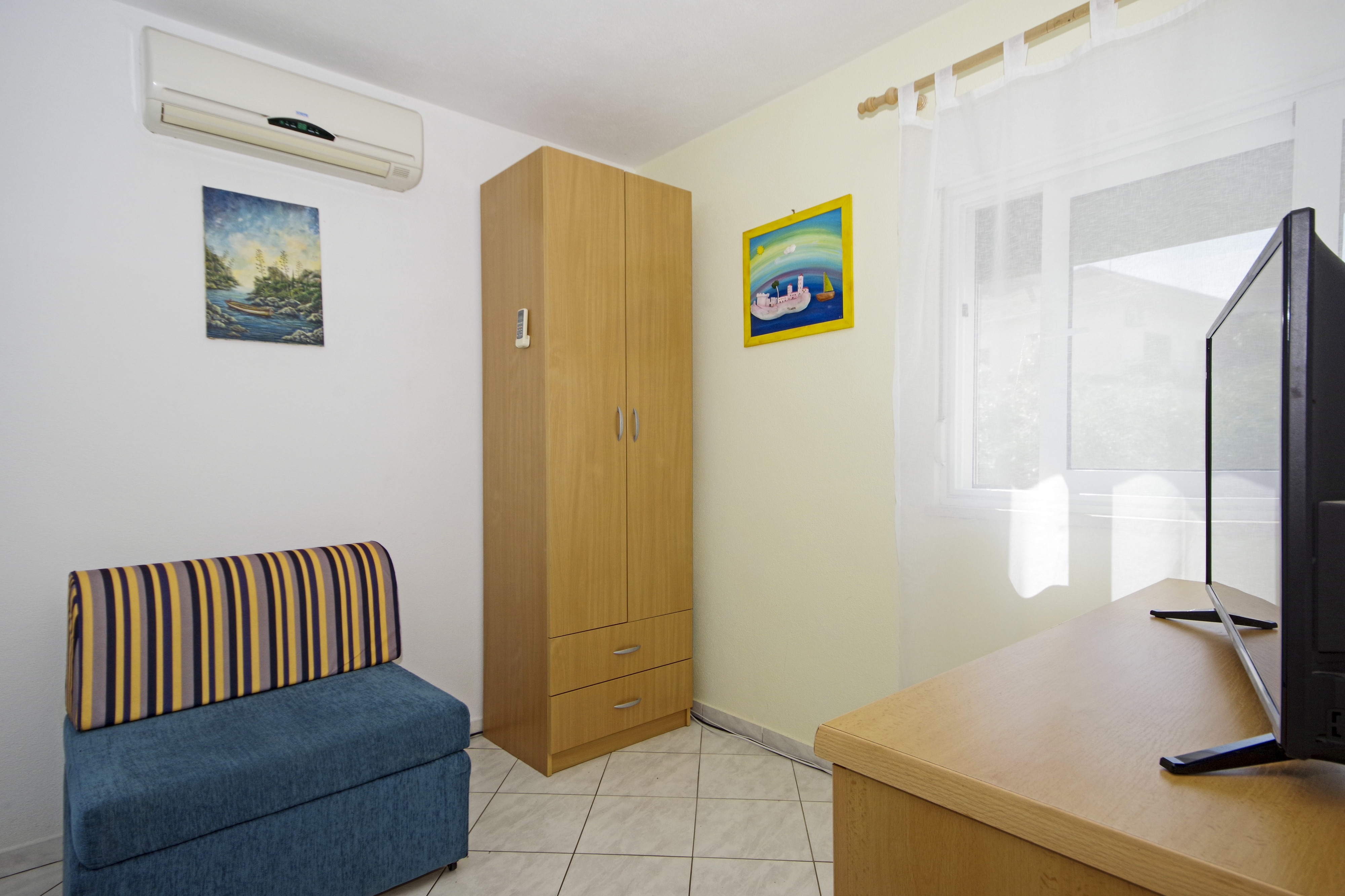 One bedroom house with terrace Trogir  K