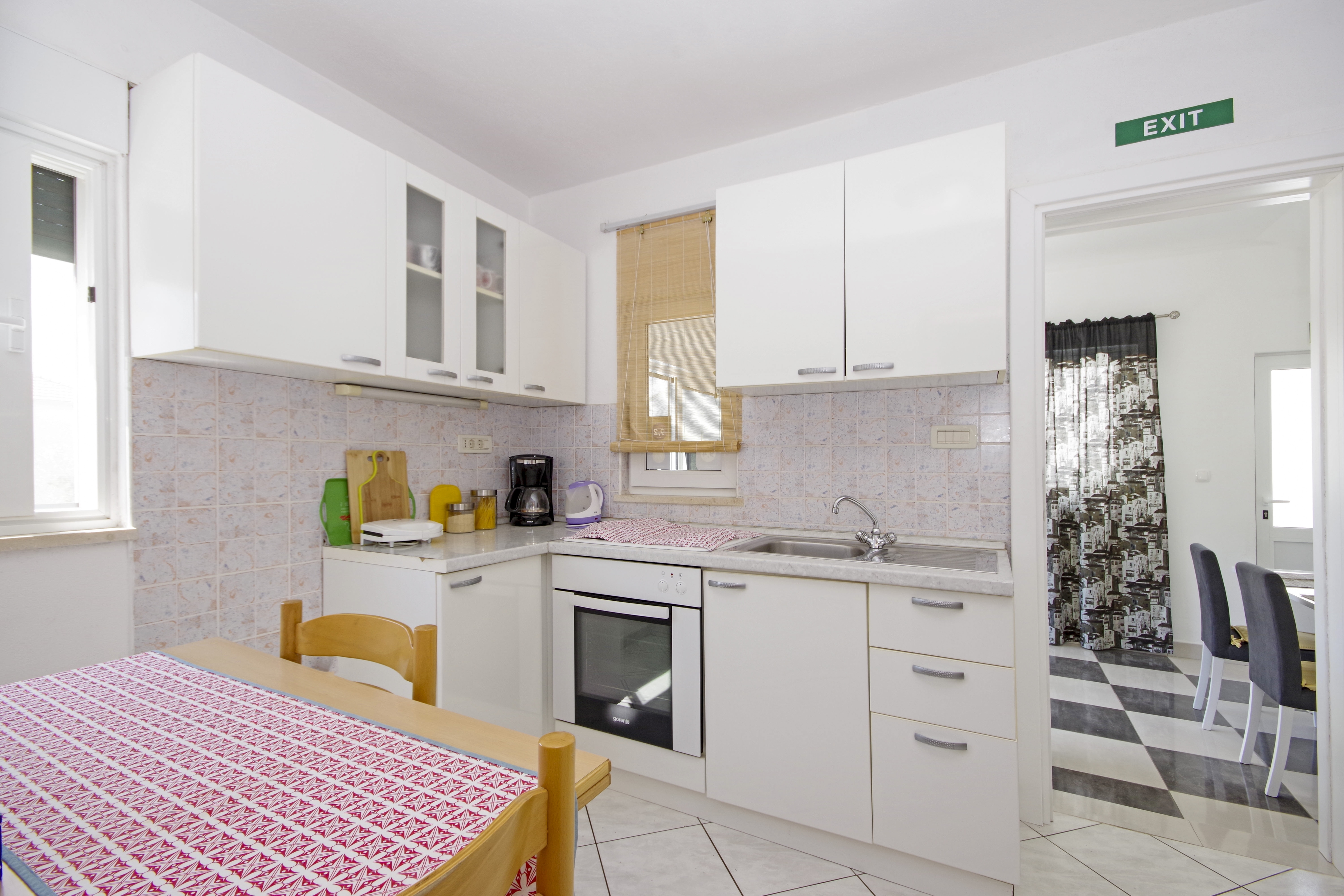 One bedroom house with terrace Trogir  K