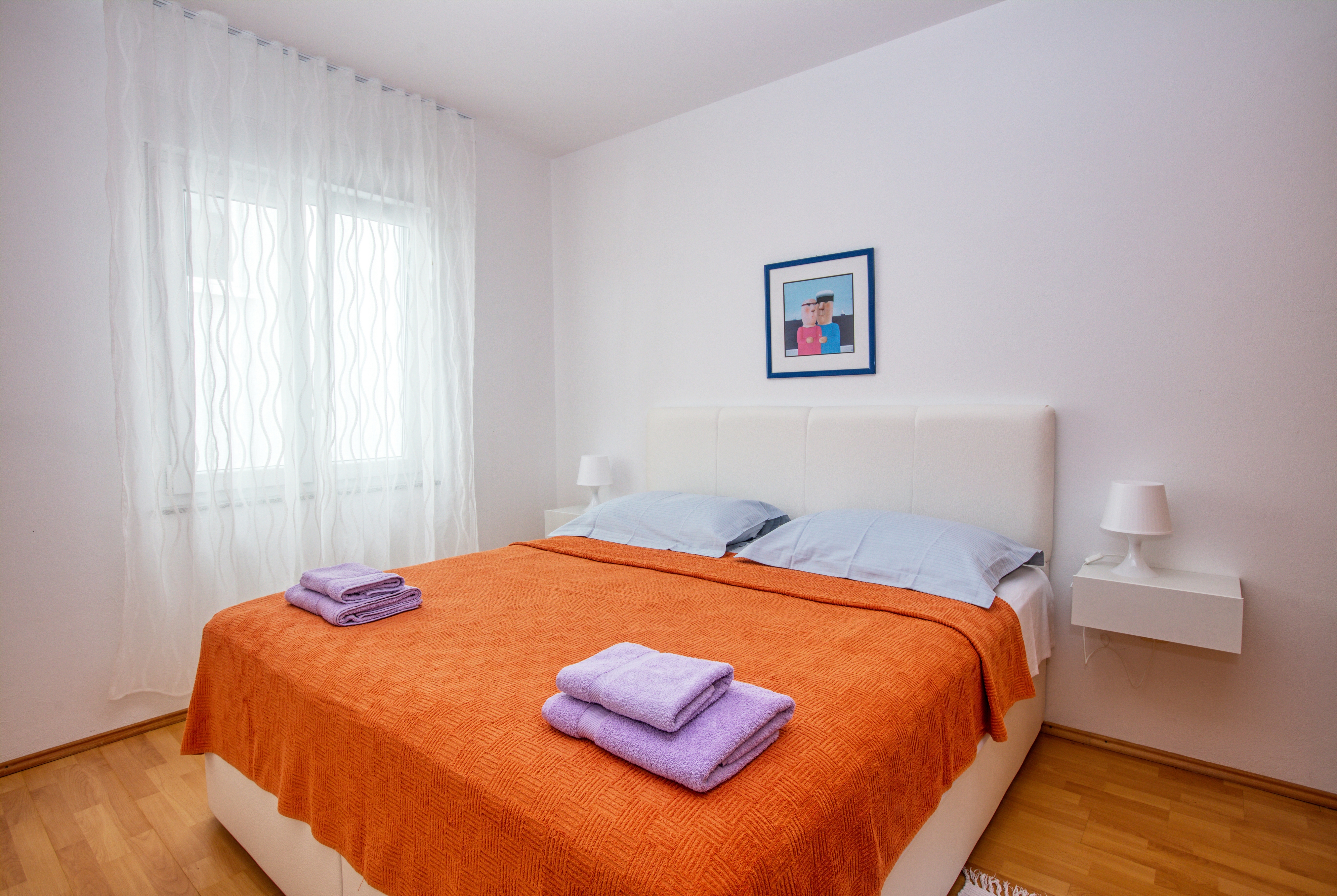 Two bedroom apartment with terrace Pirovac, Šibenik  A-b