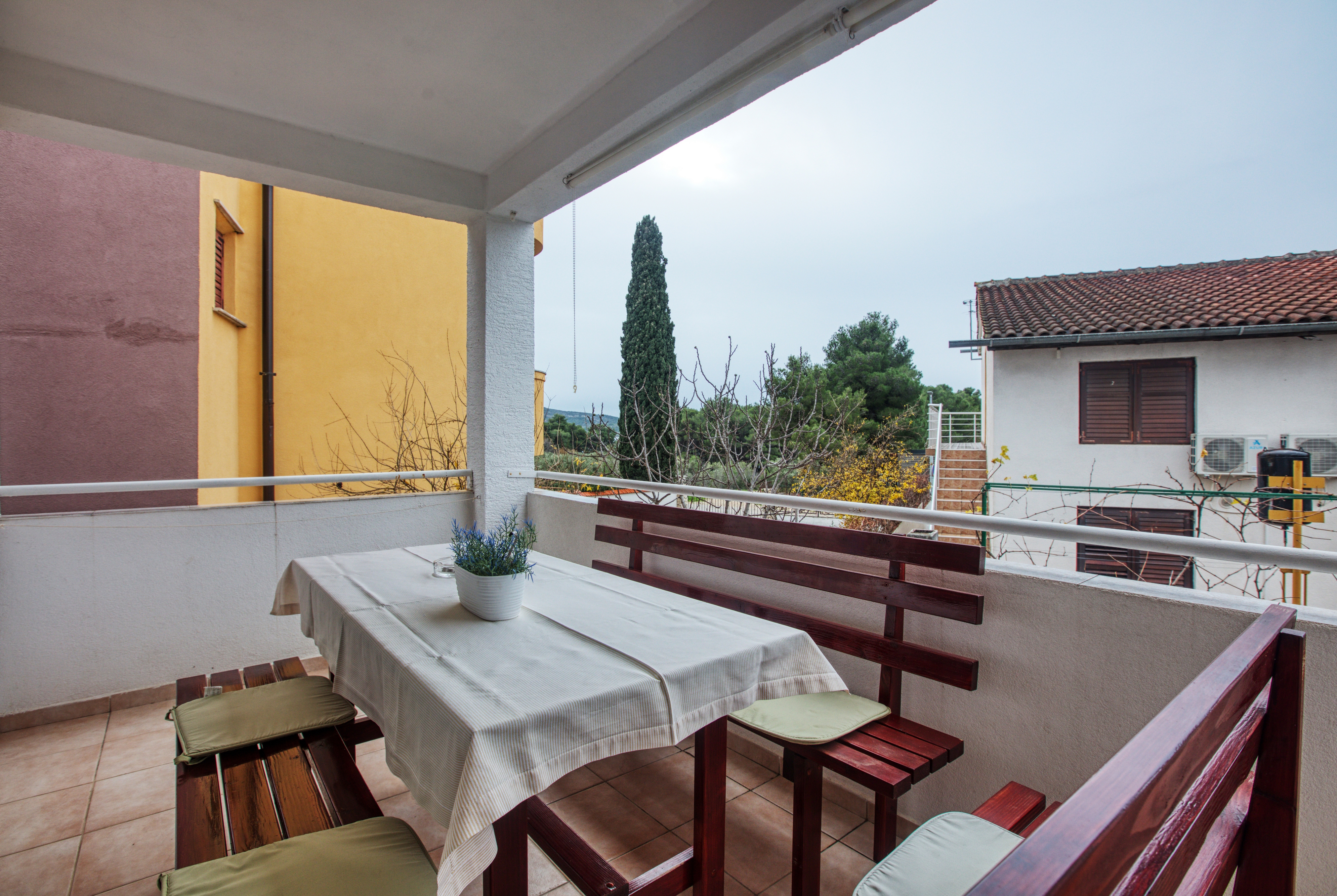 Two bedroom apartment with terrace Pirovac, Šibenik  A-b