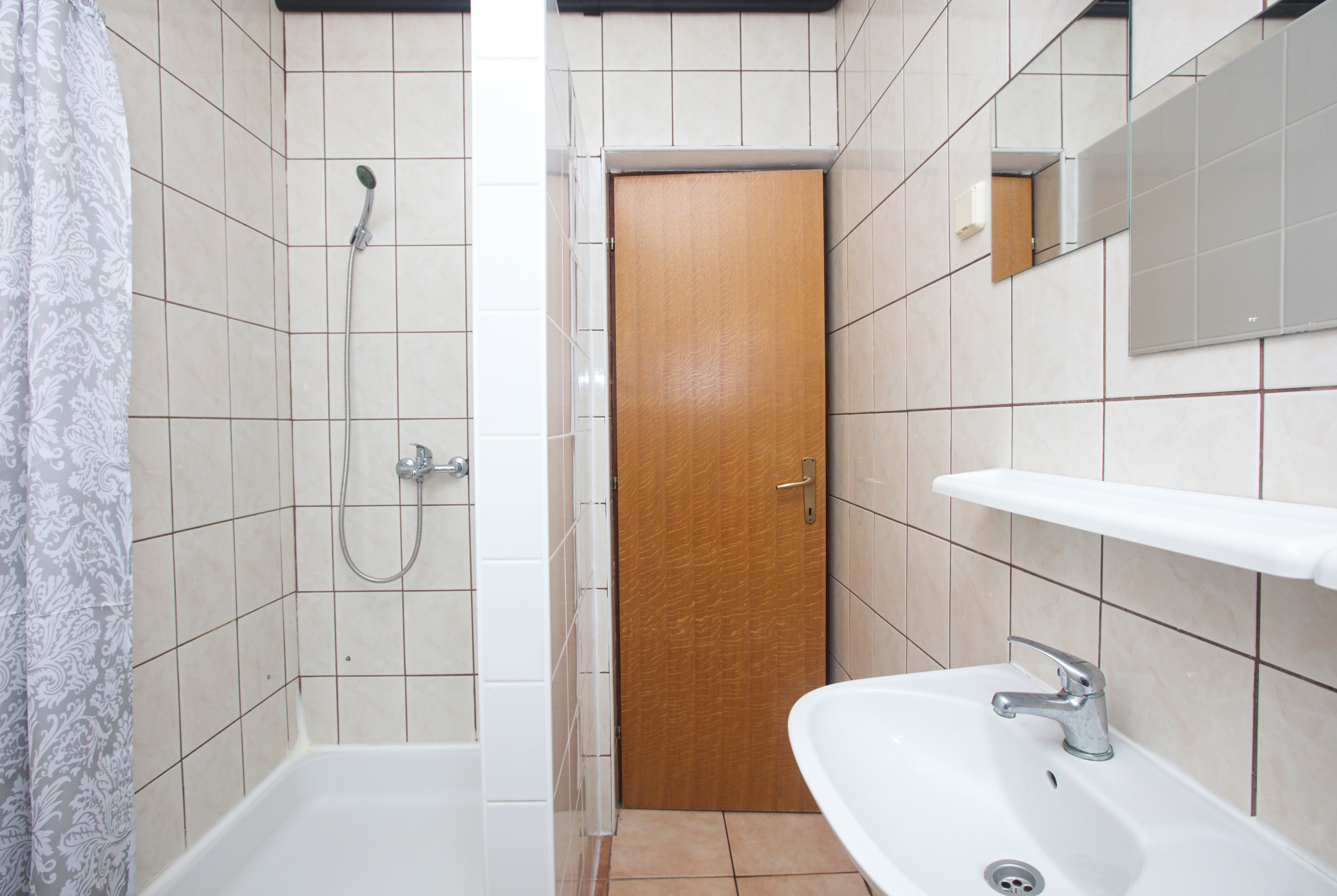Two bedroom apartment with terrace Pirovac, Šibenik  A-d