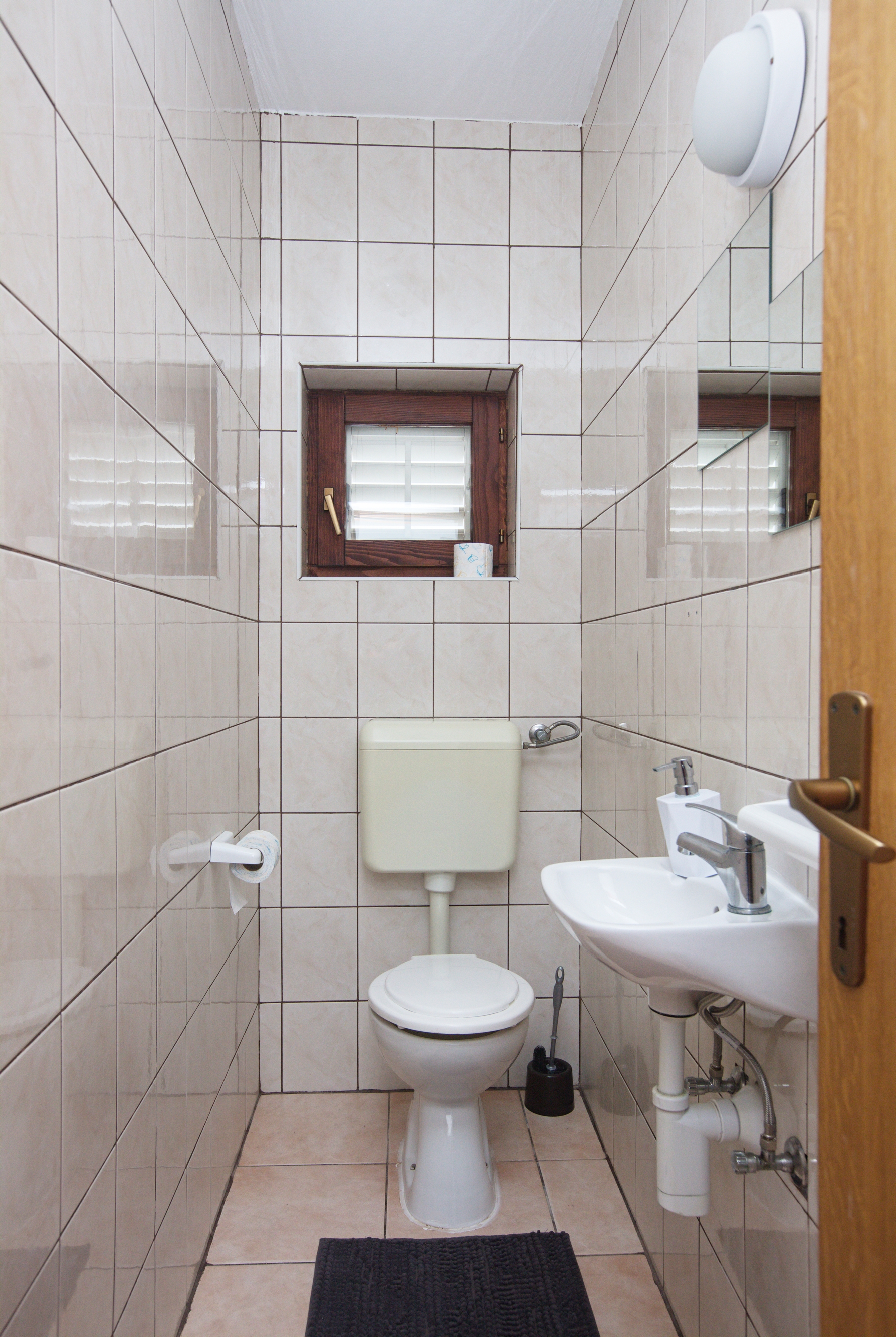 Two bedroom apartment with terrace Pirovac, Šibenik  A-d