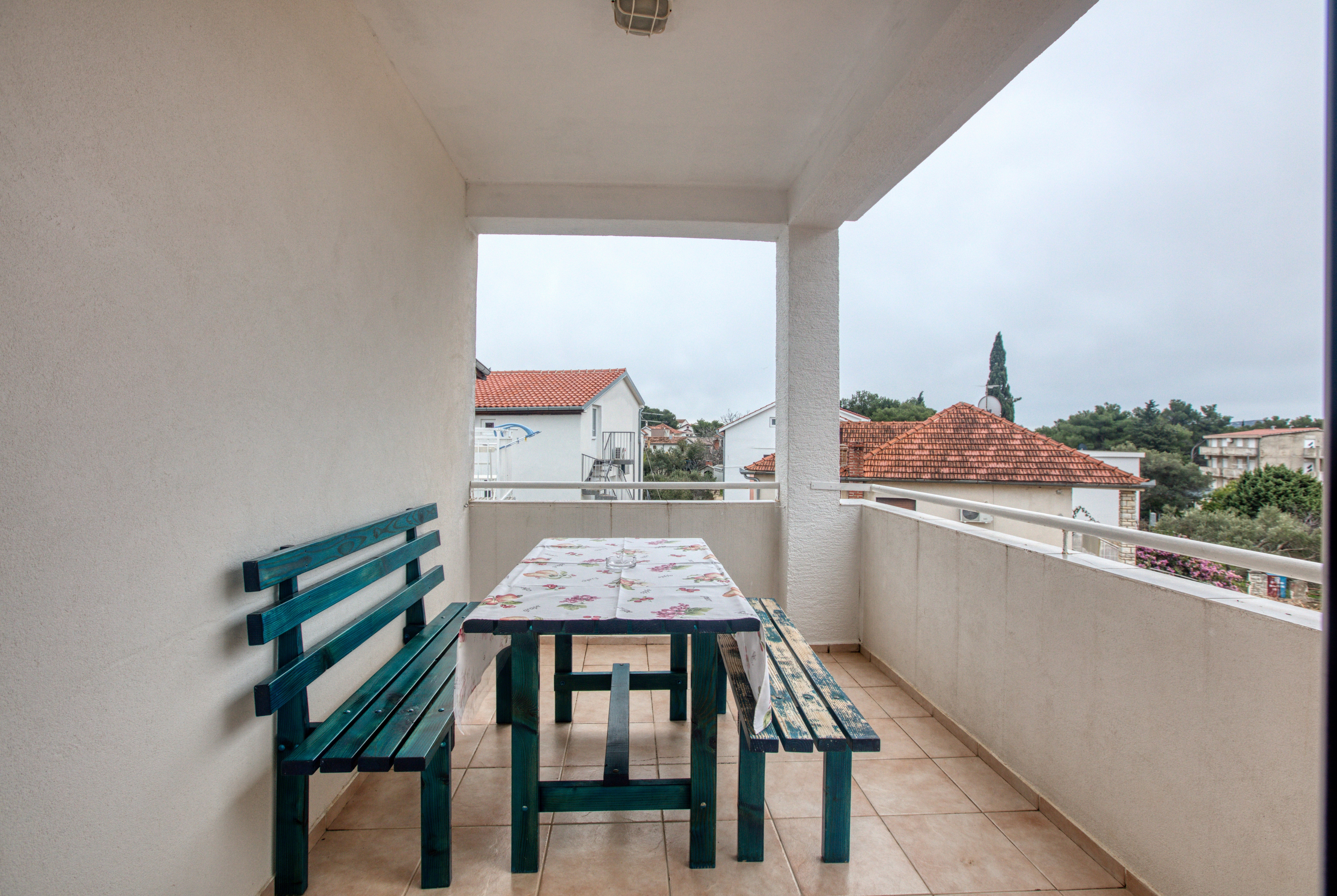 One bedroom apartment with terrace Pirovac, Šibenik  A-e