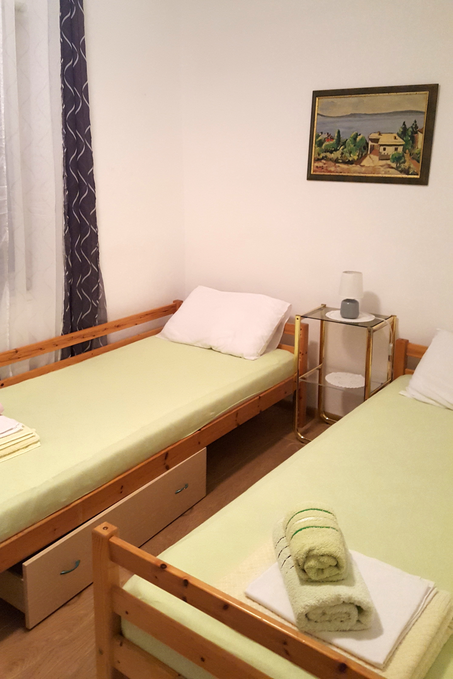 Two bedroom apartment with terrace and sea view Selce, Crikvenica  A-a