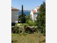 Selce, Crikvenica, Tuin 15323 - Appartementen near sea with pebble beach.