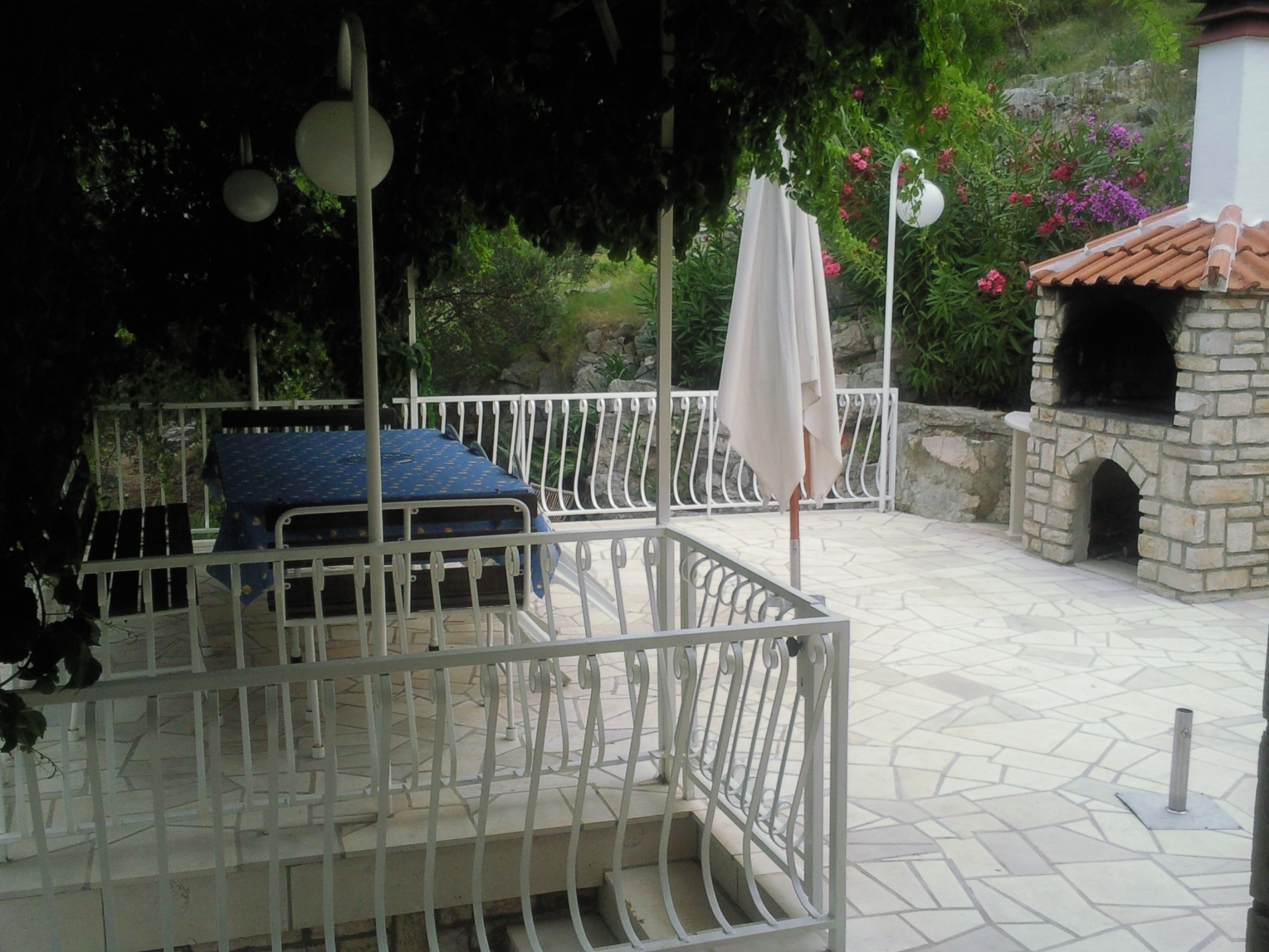 Four bedroom house with terrace and sea view Cove Pribinja, Hvar  K