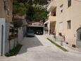 Parkiralište Omiš, Omiš, Parkiralište 15330 - Apartmani sa pješčanom plažom.