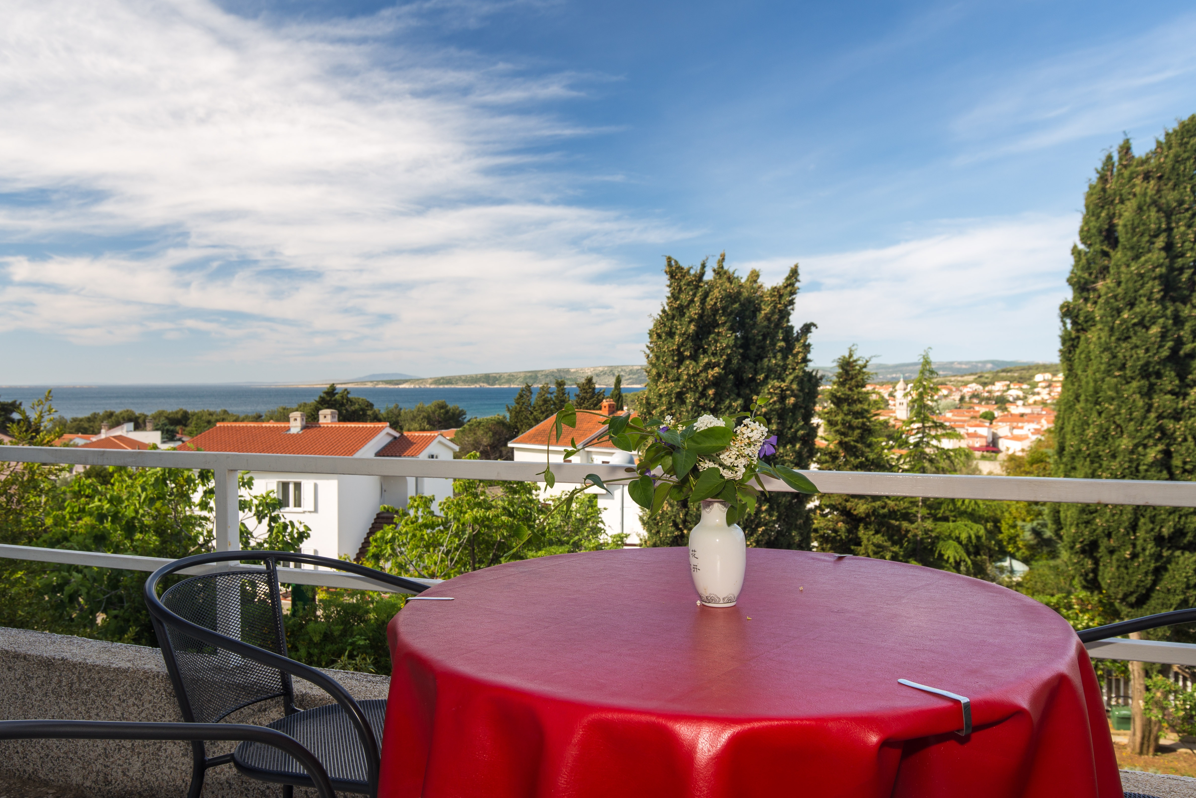 Two bedroom apartment with terrace and sea view Krk  A-a