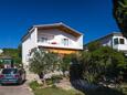 Hébergement Krk, Krk, Hébergement 15331 - Appartement avec une plage de galets.