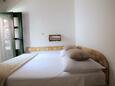 Спальня 1 Tisno, Спальня 1 в размещении типа apartment, WiFi.