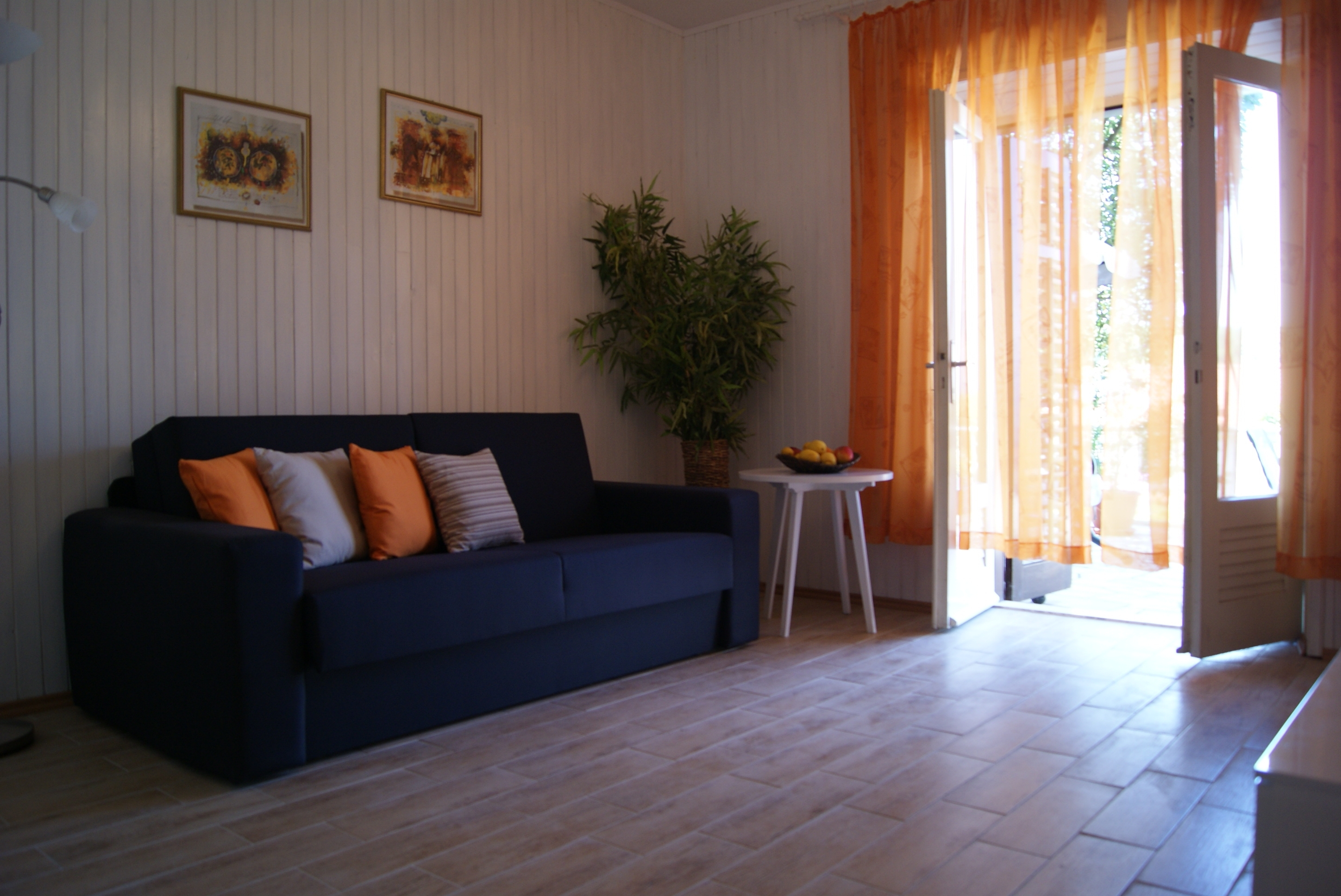 One bedroom apartment with terrace and sea view Jelsa, Hvar (A-15348-b) One bedroom apartment with terrace and sea view Jelsa, Hvar (A-15348-b)