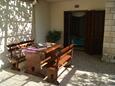 Terrace Zavala, Terrace in the apartment, with a sea view, (pet friendly) and WiFi.