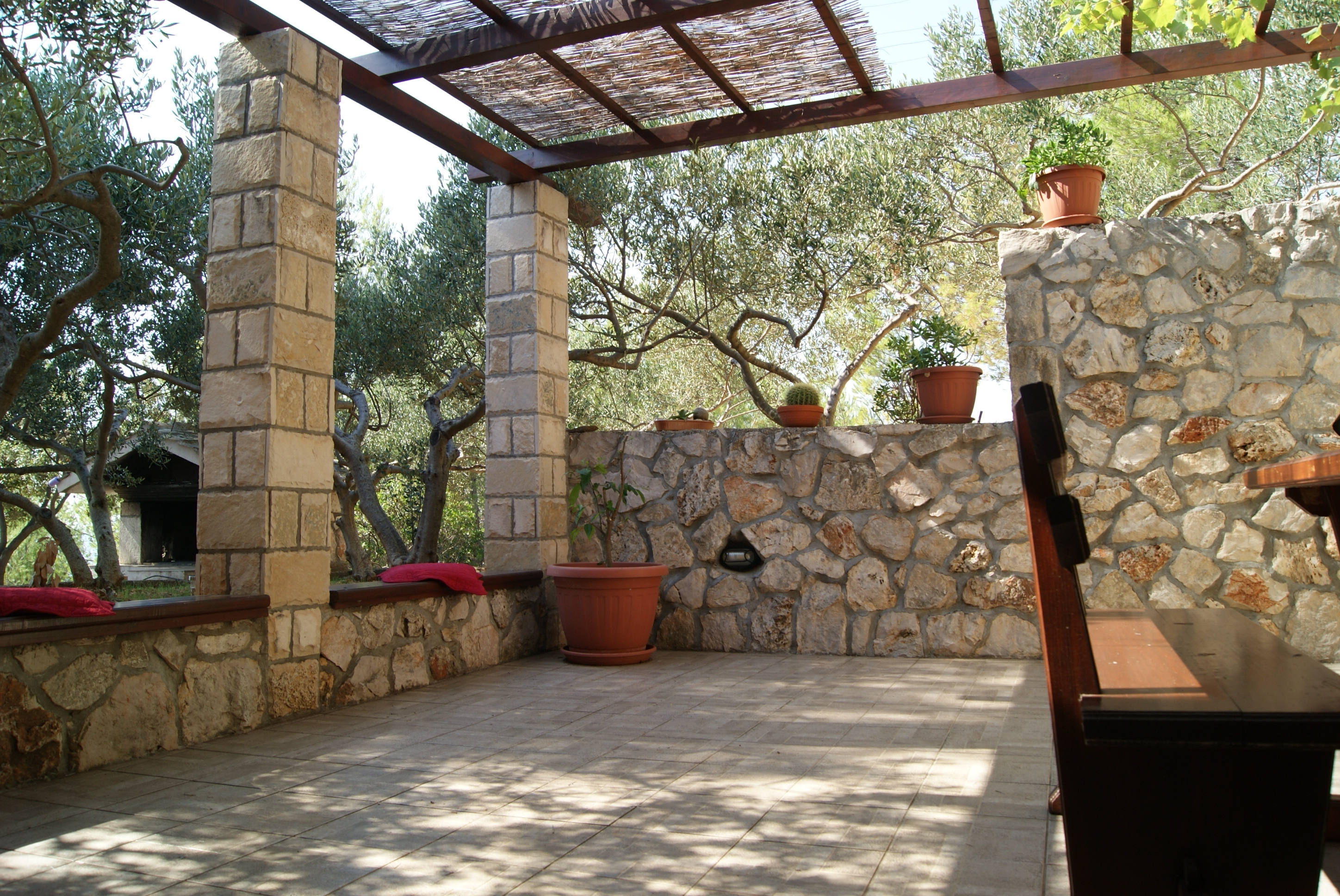 One bedroom apartment with terrace and sea view Zavala, Hvar  A-b