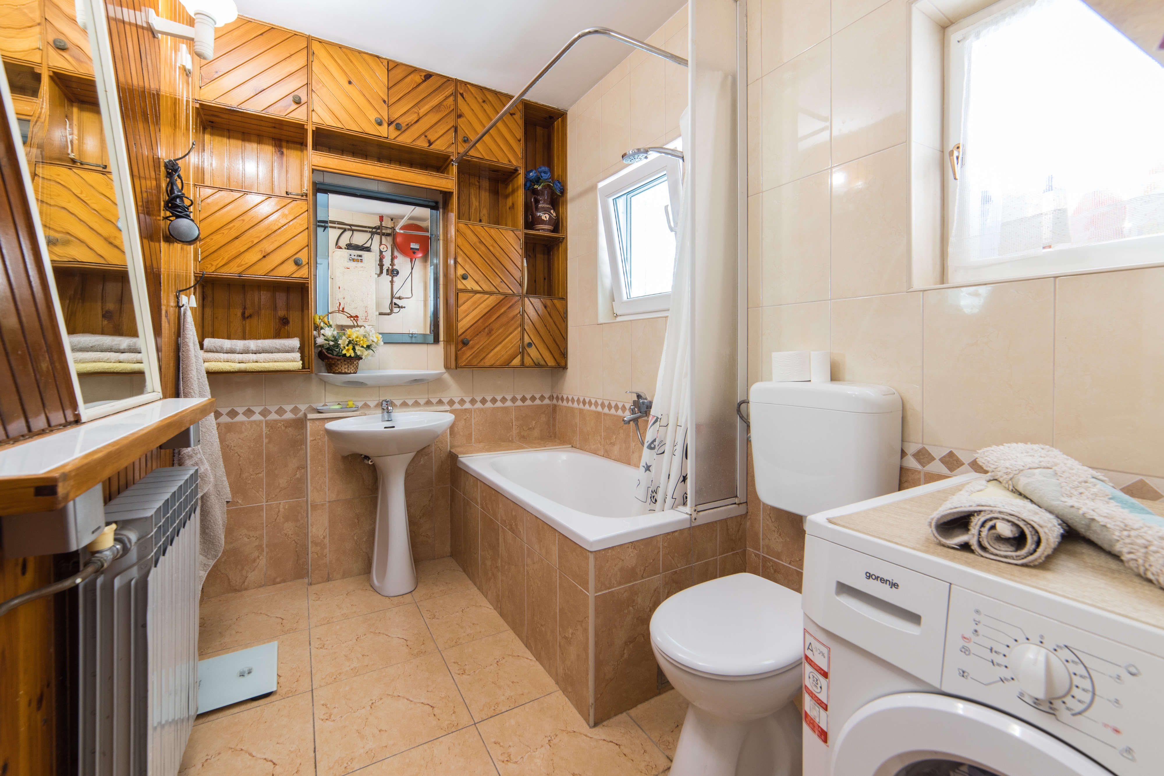 Two bedroom apartment with balcony and sea view Makarska  A-a