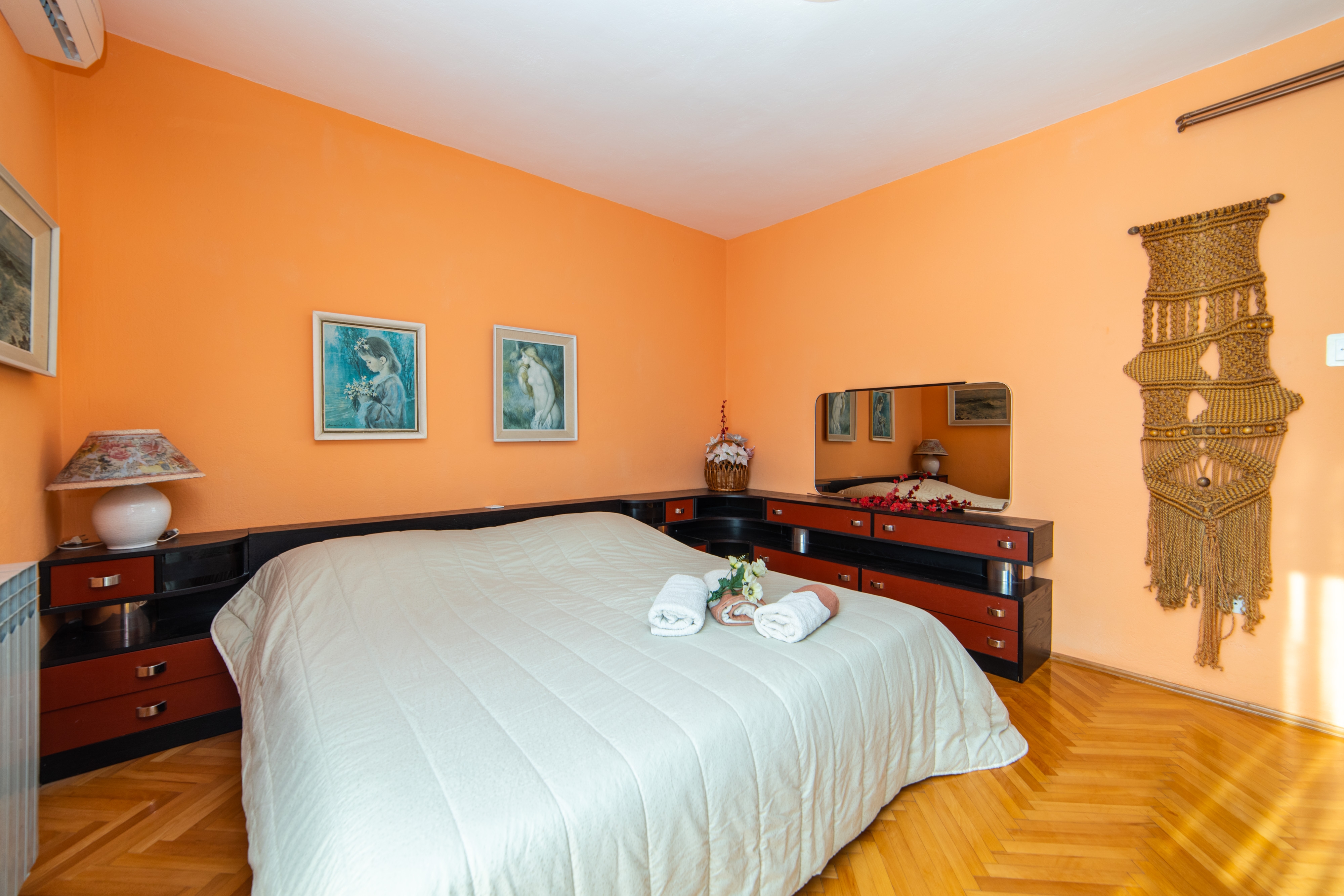 Two bedroom apartment with balcony and sea view Makarska  A-a