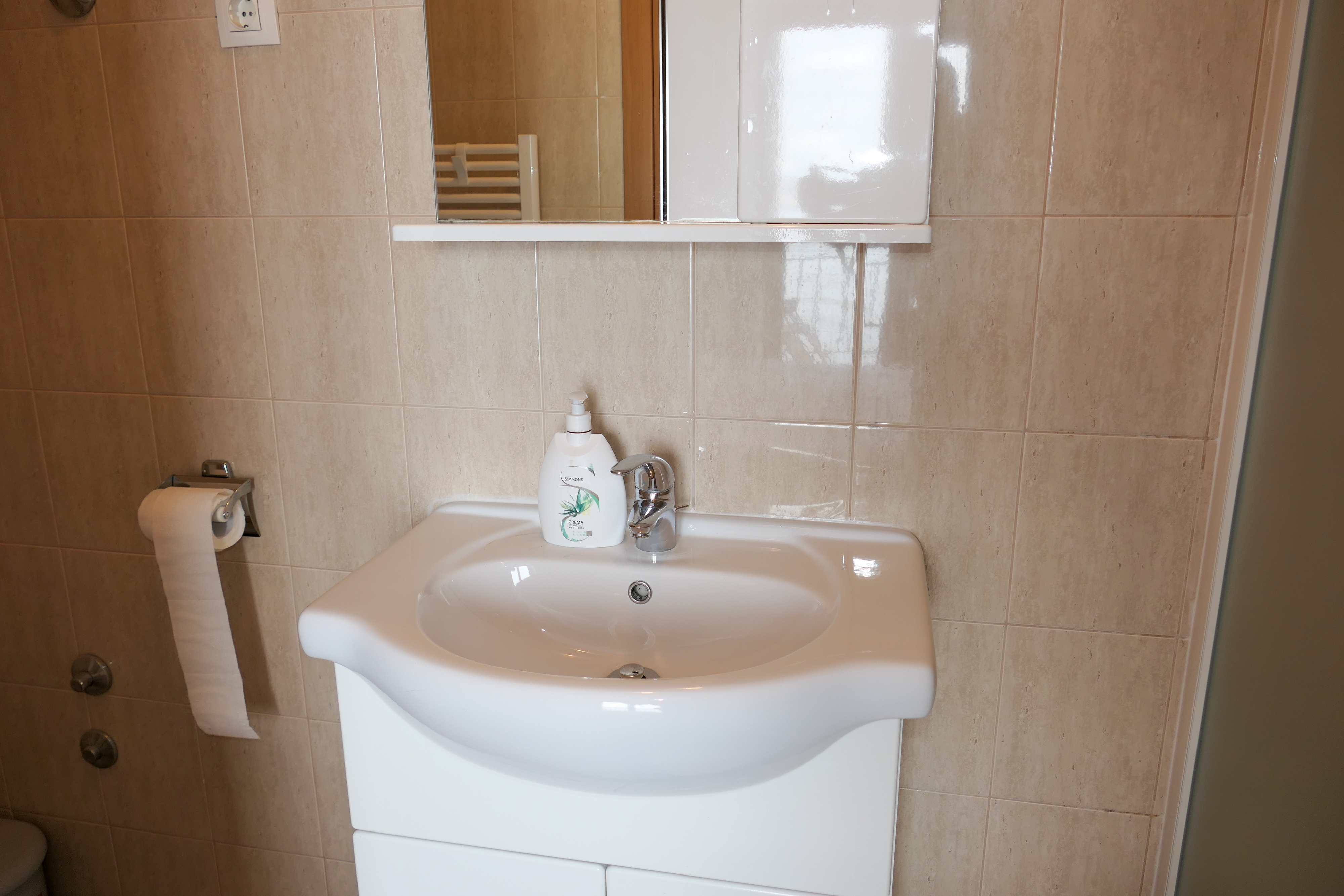 One bedroom apartment with balcony and sea view Senj  A-a