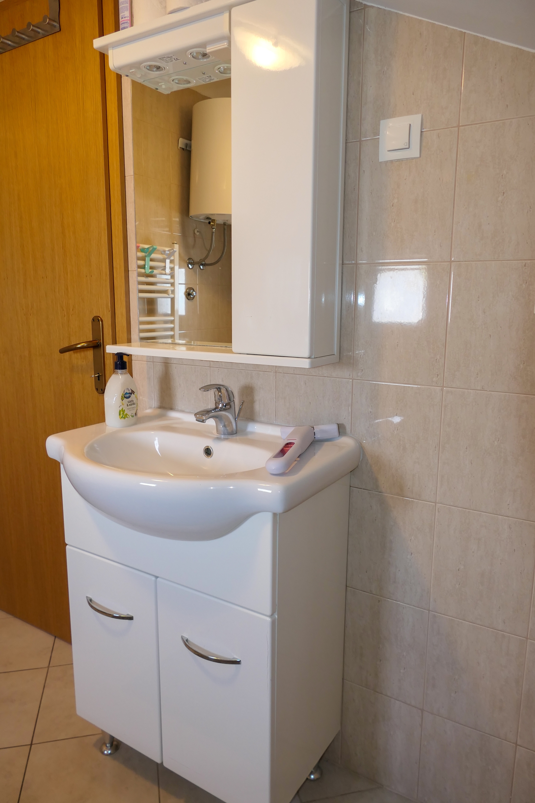 Three bedroom apartment with balcony and sea view Senj  A-b