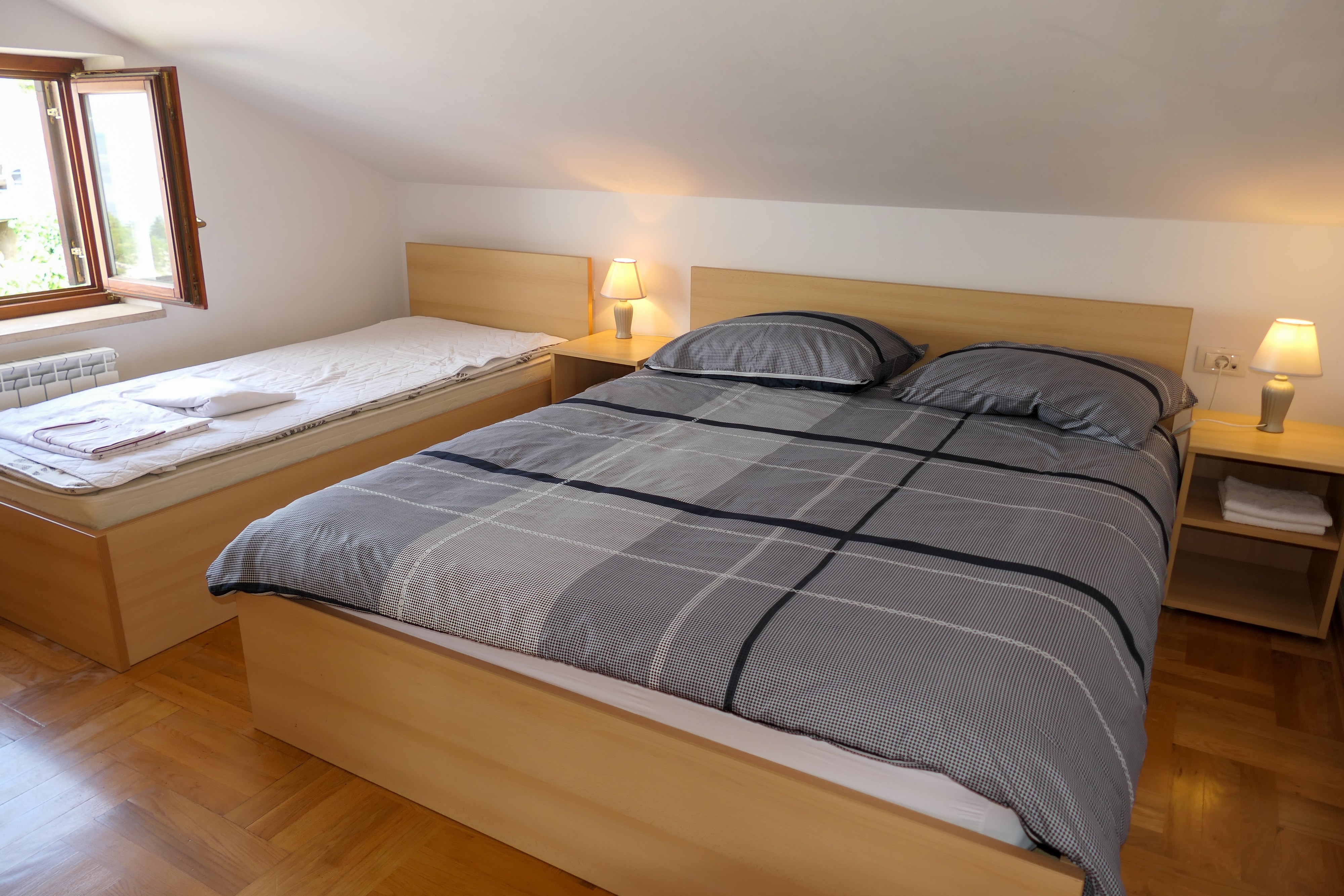 Three bedroom apartment with balcony and sea view Senj  A-b