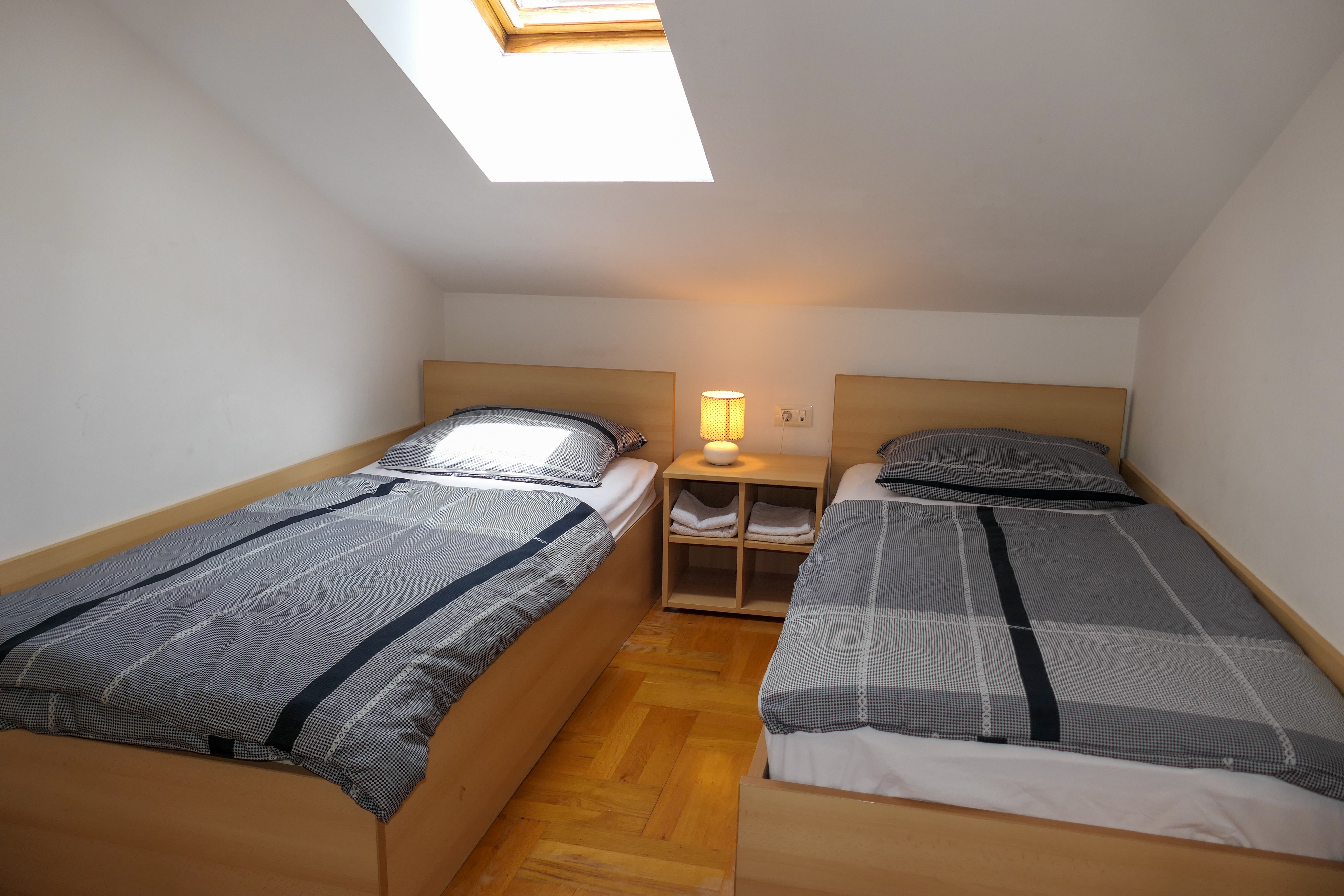 Three bedroom apartment with balcony and sea view Senj  A-b