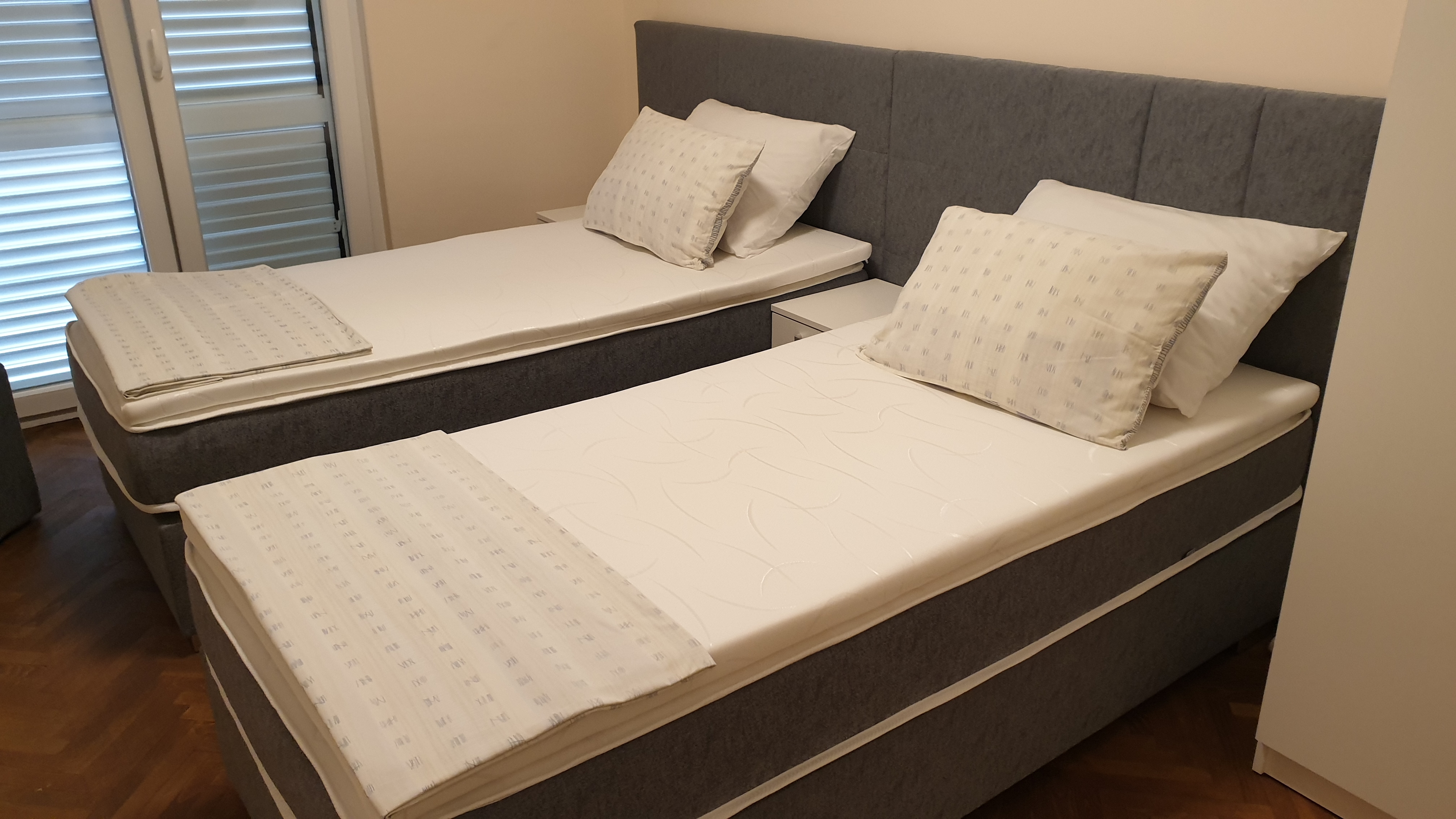 Two bedroom apartment with balcony Hvar  A-a