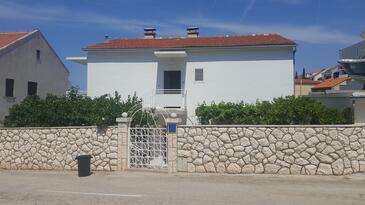 Hvar, Hvar, Alloggio 15378 - Appartamenti e camere con la spiaggia ghiaiosa.