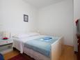 Slaapkamer Mlini, Slaapkamer in the apartment, (pet friendly) en WiFi.