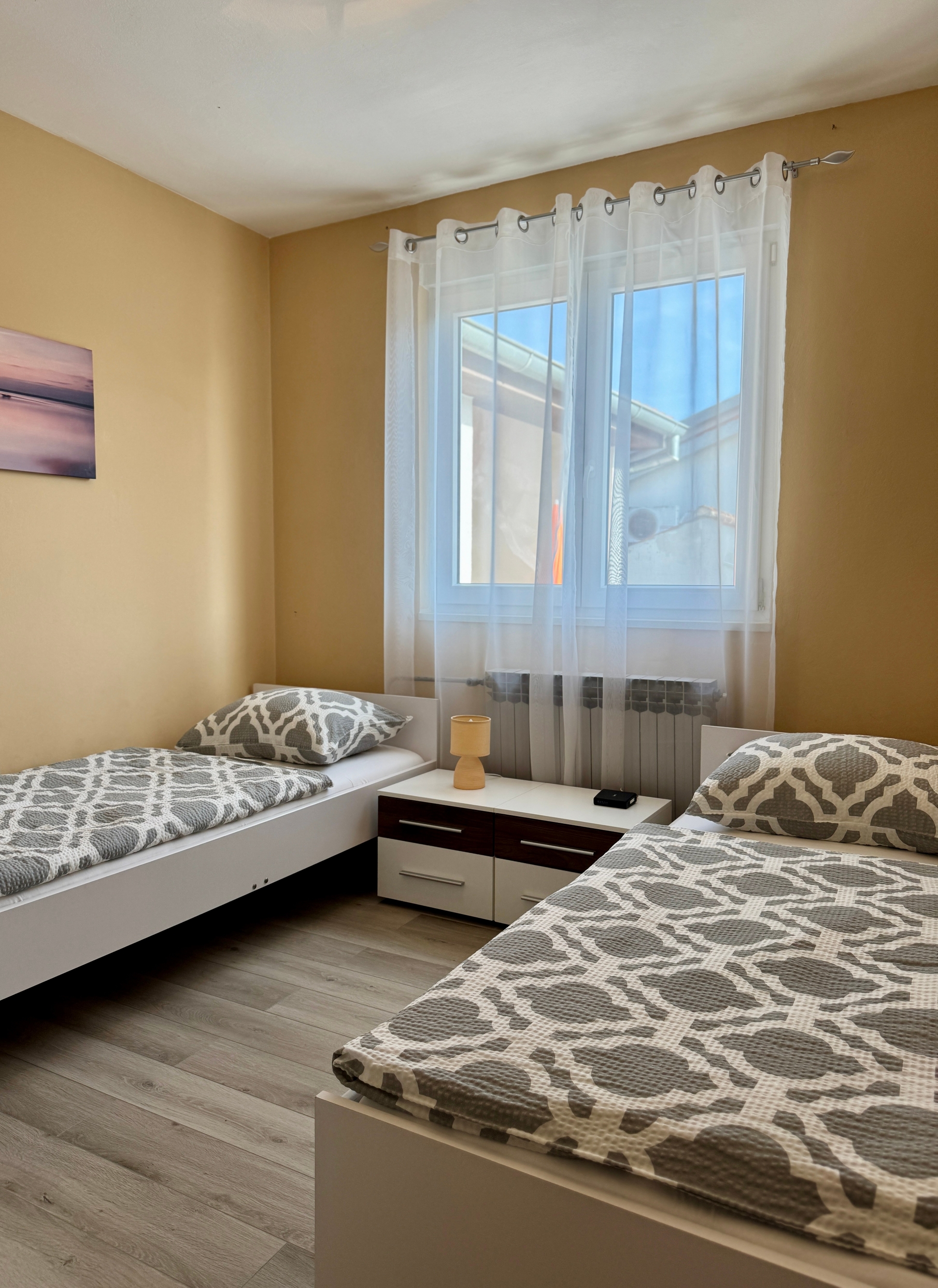 Two bedroom apartment with terrace Valbandon, Fažana  A-c