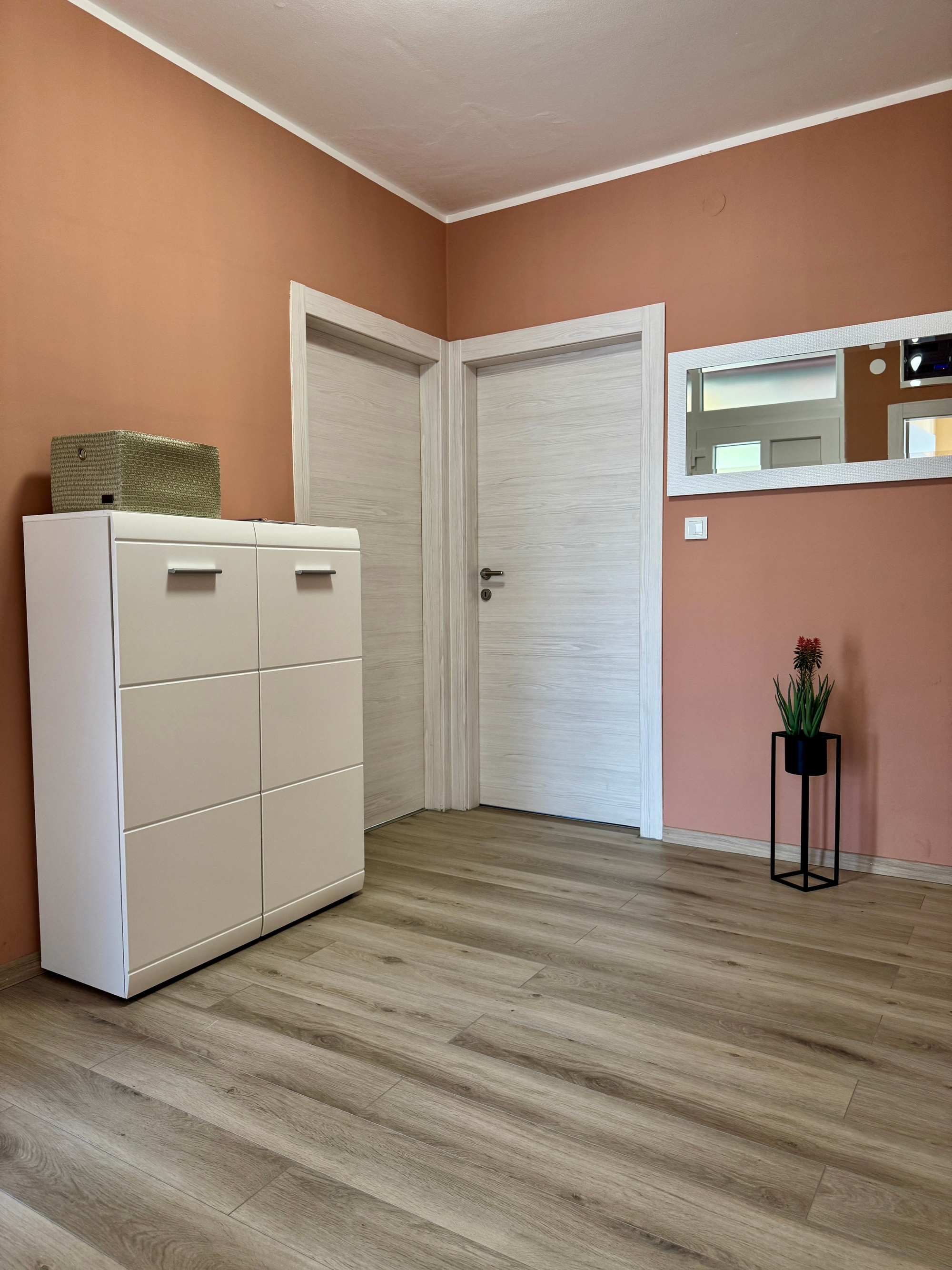 Two bedroom apartment with terrace Valbandon, Fažana  A-c
