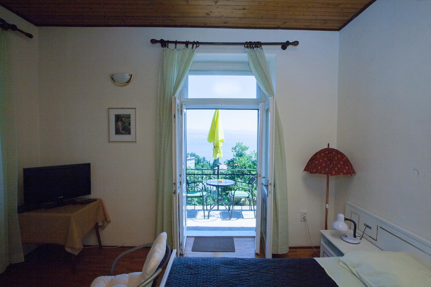 One bedroom apartment with balcony and sea view Lovran, Opatija  A-b