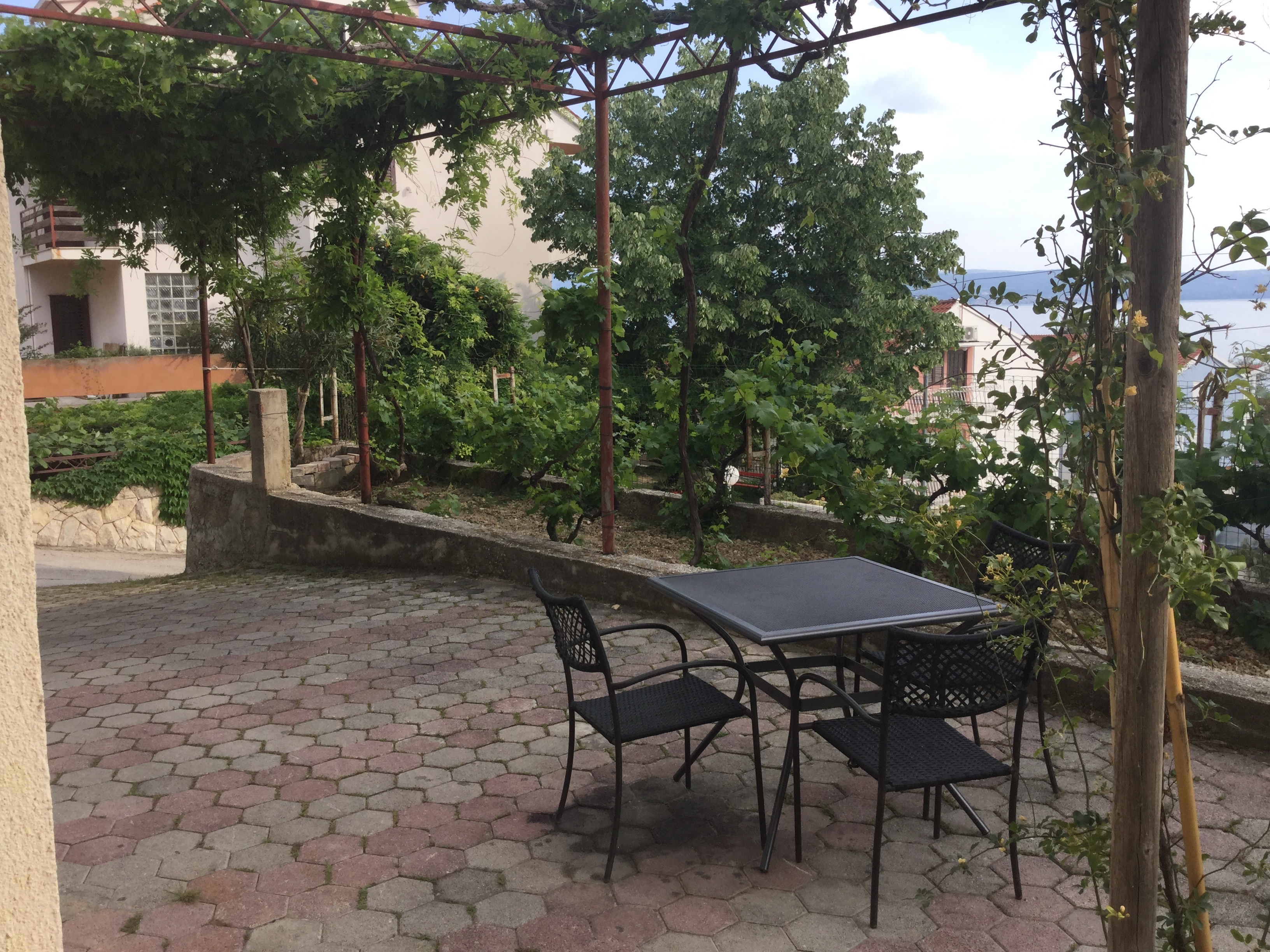 Studio flat with terrace and sea view Podstrana, Split  AS-a