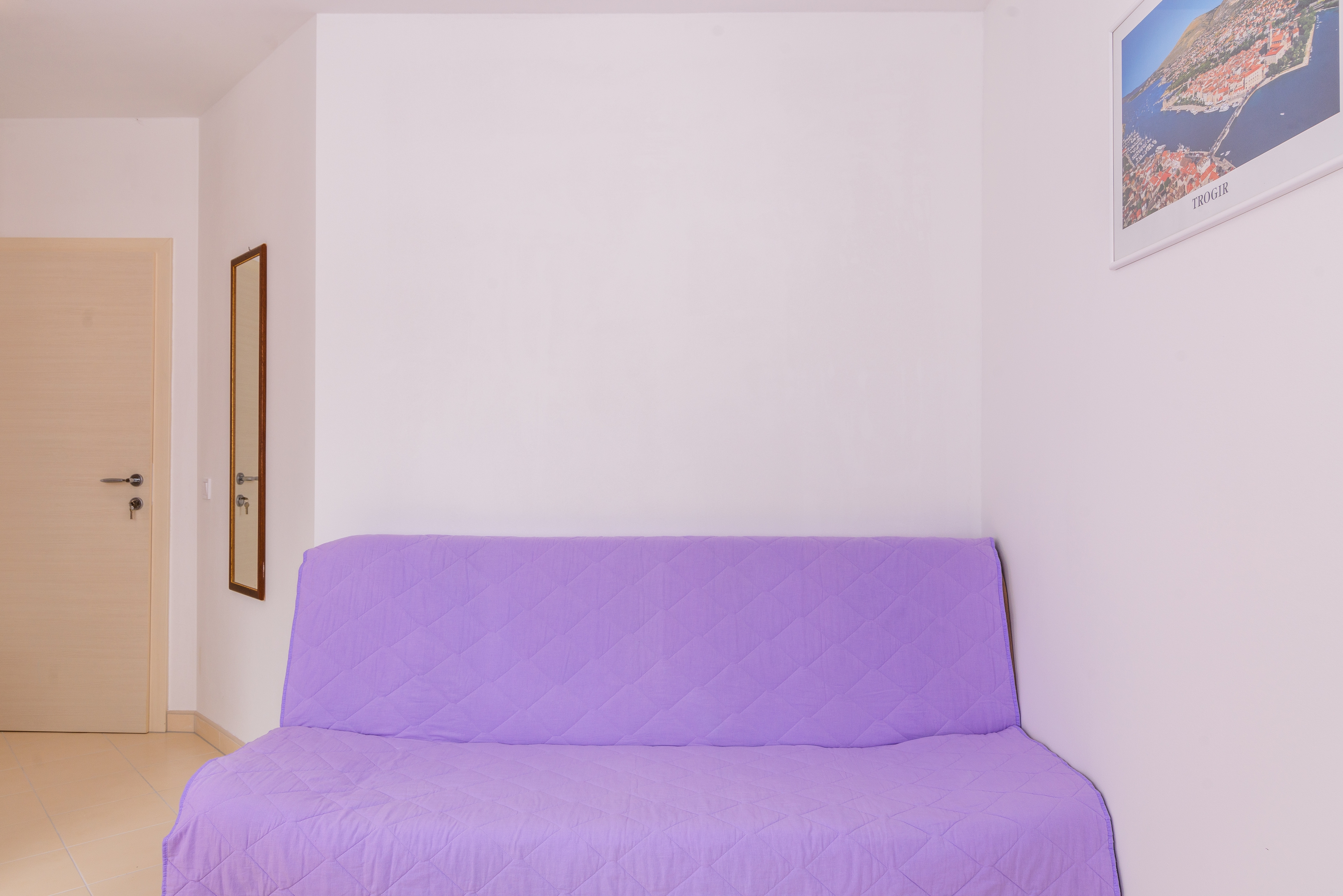 One bedroom apartment with balcony and sea view Trogir (A-15440-a) One bedroom apartment with balcony and sea view Trogir (A-15440-a)