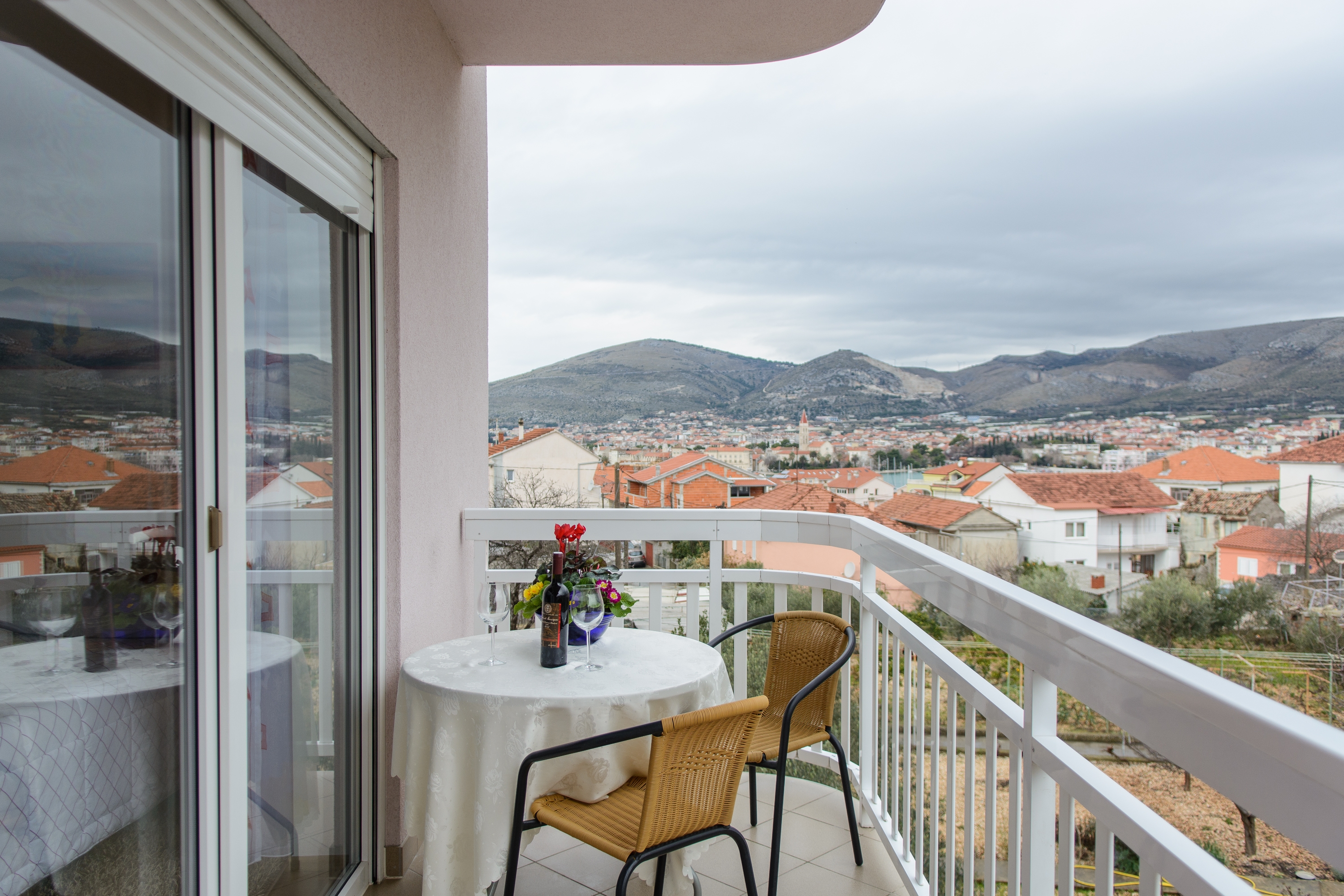 Studio flat with balcony and sea view Trogir  AS-a