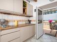 Kuhinja Punat, Kuhinja u smještaju tipa studio-apartment, kućni ljubimci dozvoljeni i WiFi.