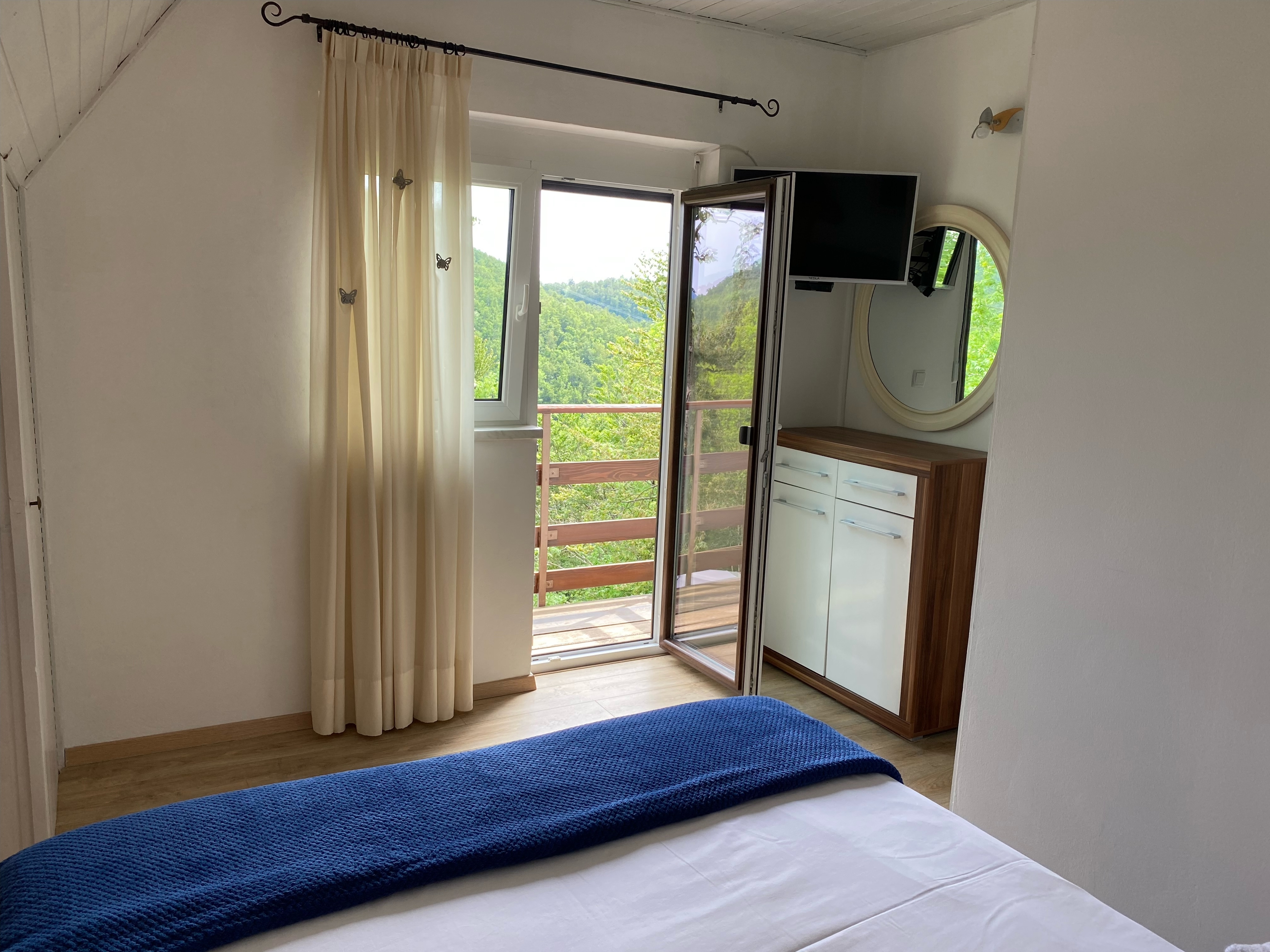 Two bedroom house with terrace Zlobin, Gorski kotar  K