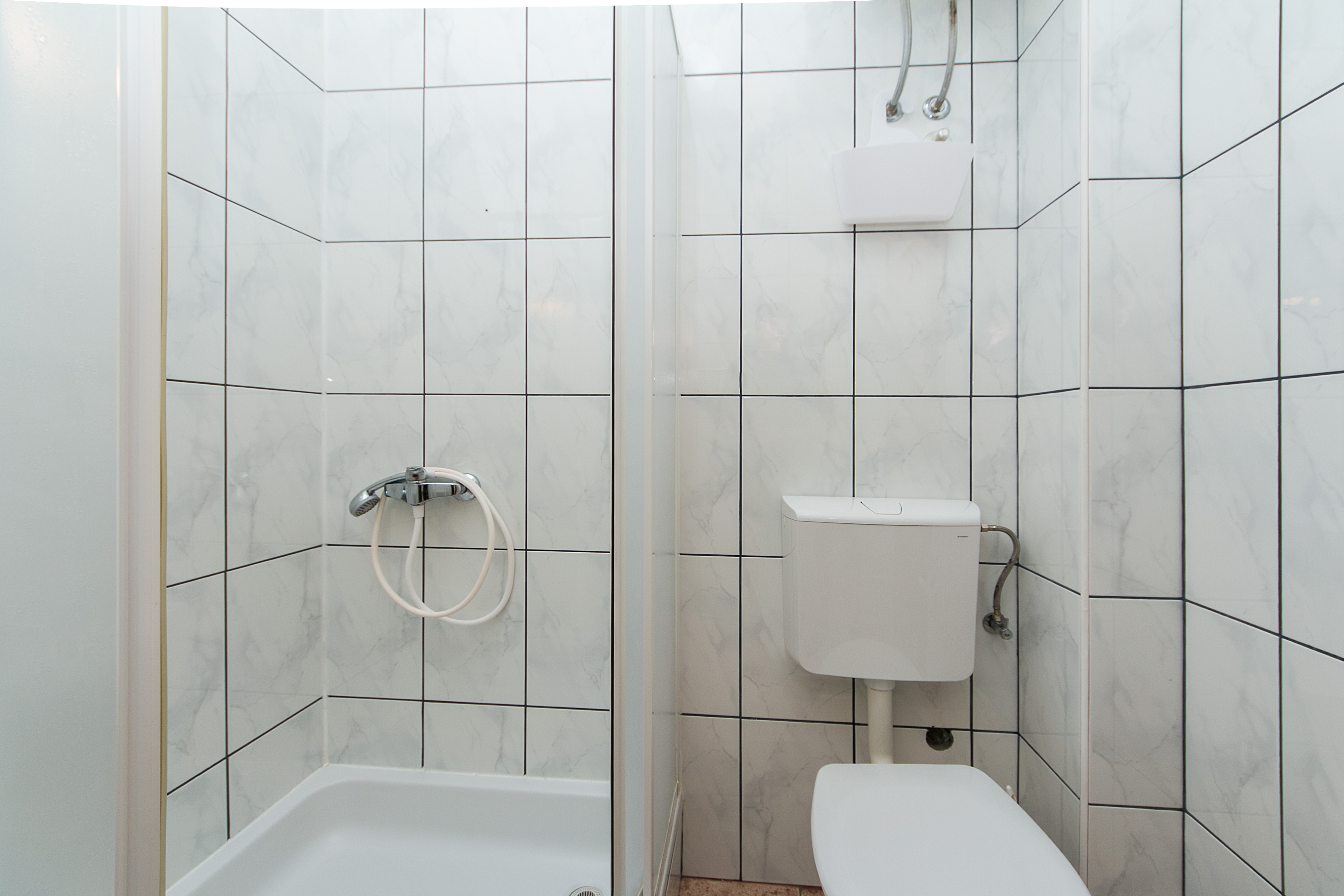 One bedroom apartment near beach Brist, Makarska  A-a